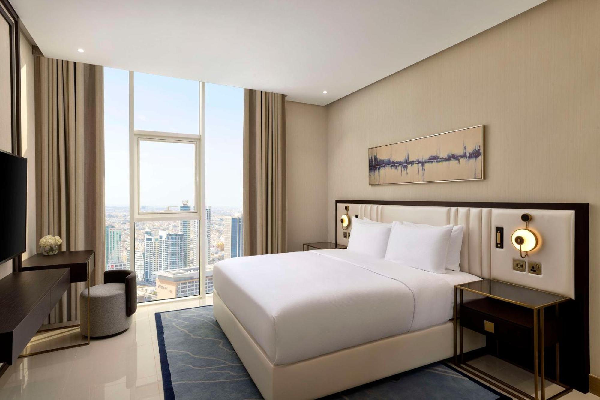One-Bedroom King Suite with Balcony - City View