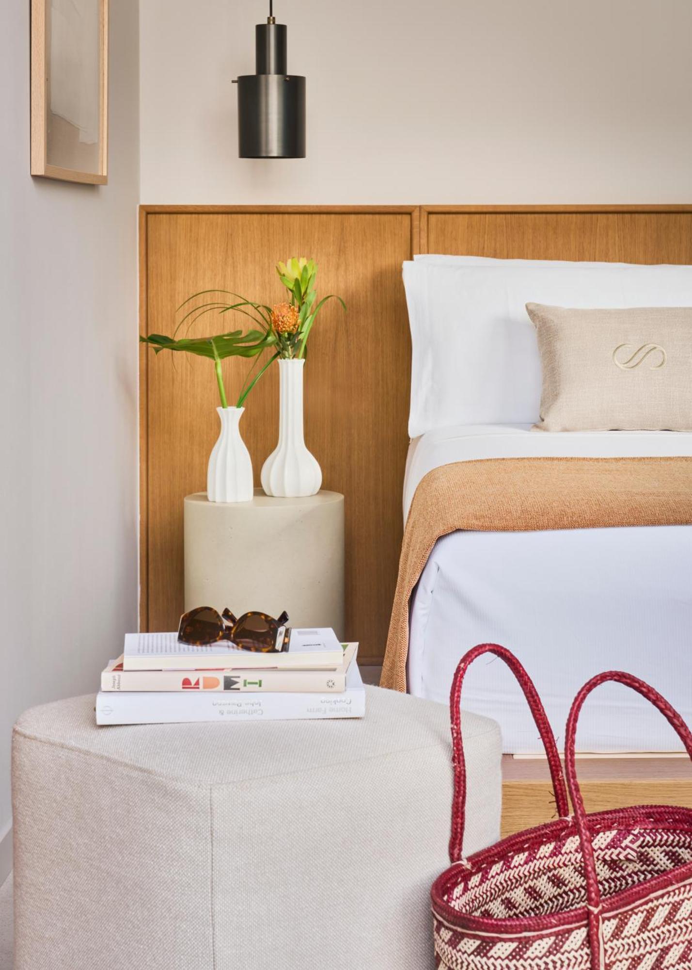 Deluxe Panoramic Suite 2 Bedrooms Pool 31