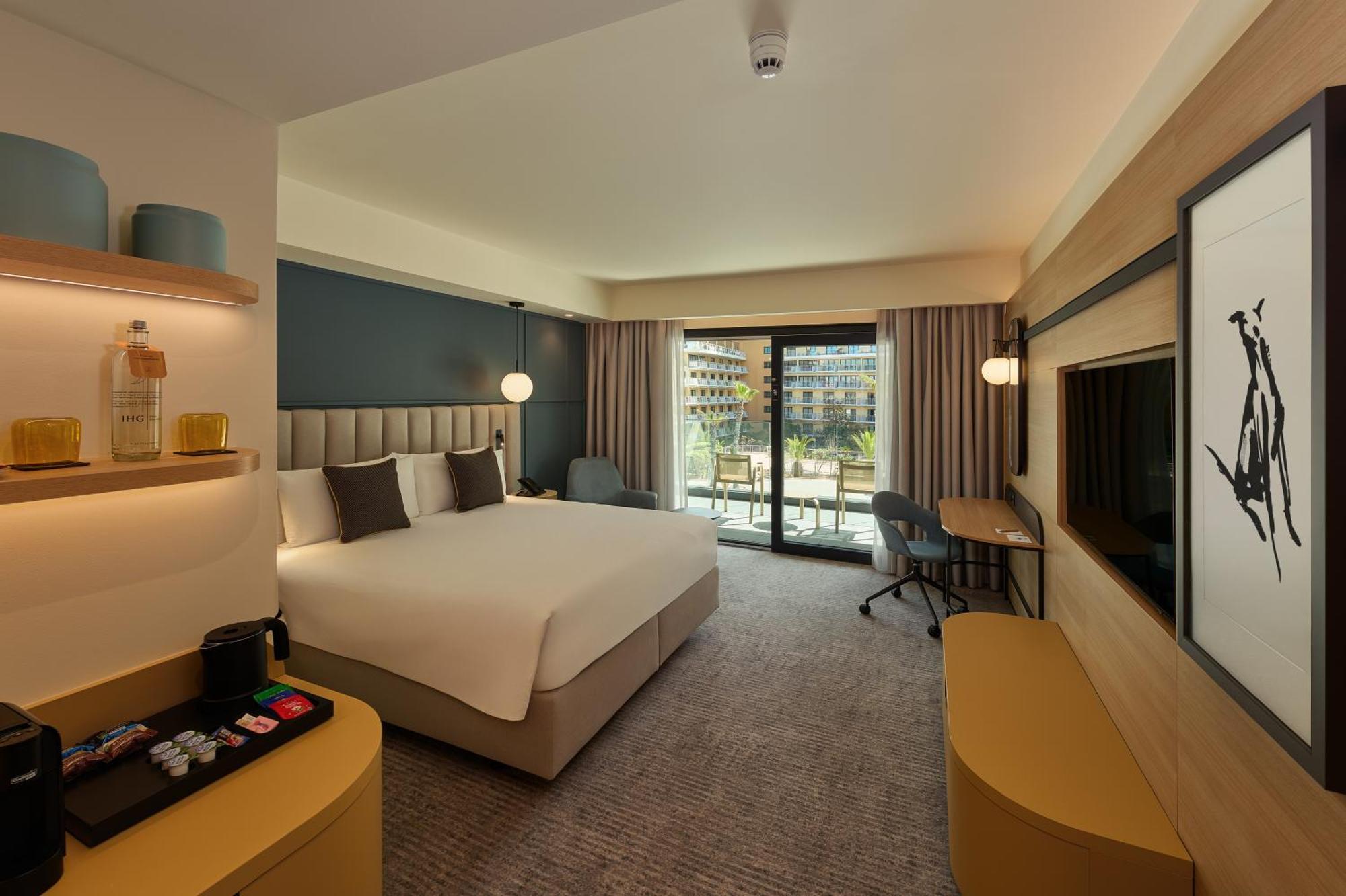 Standard King Room with Balcony,1653689838:JPEG