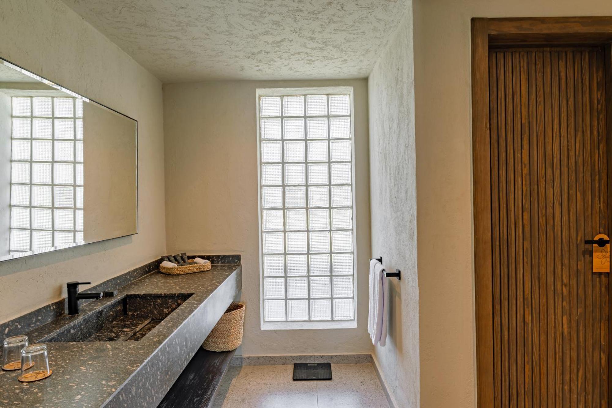 Suite Family Sea View,1653880664:JPEG