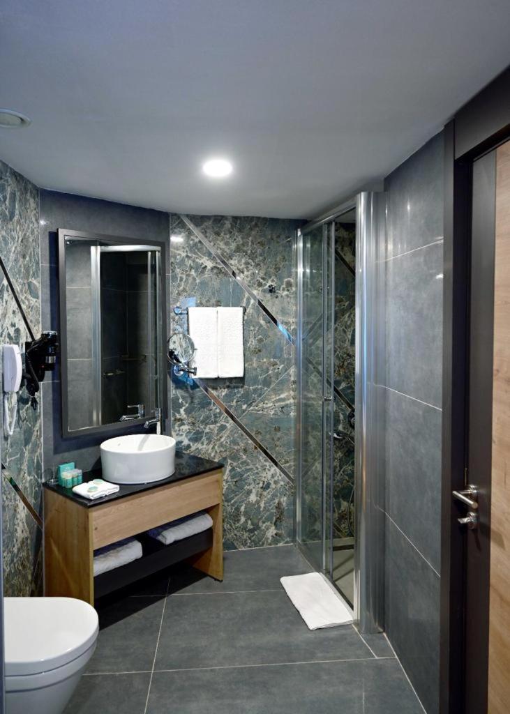 Junior Suite with Balcony