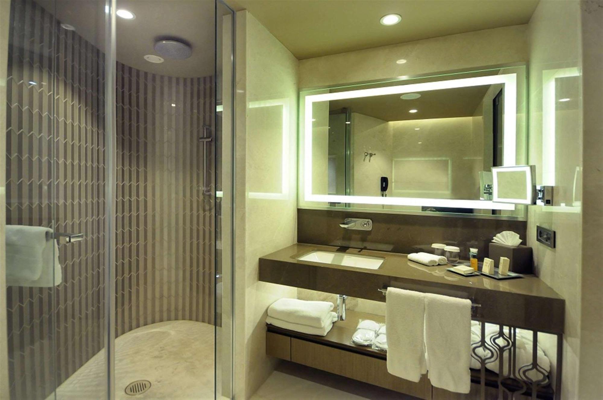 Twin Room,1657170161:JPEG