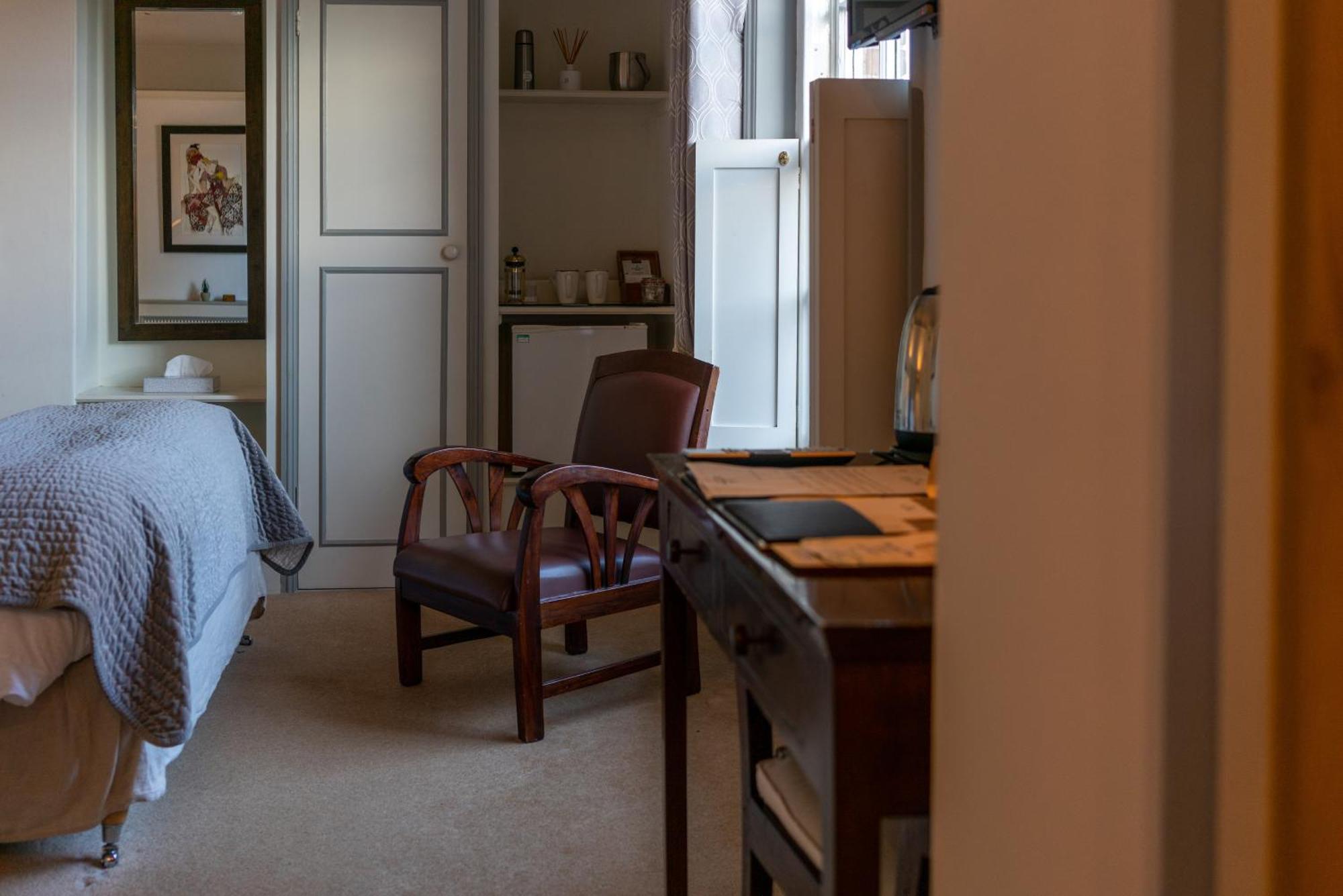 Classic Room,1659473904:JPEG