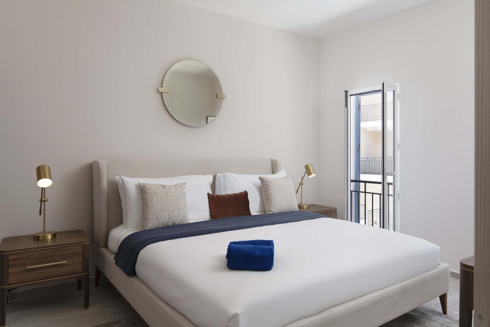 One Bedroom Deluxe