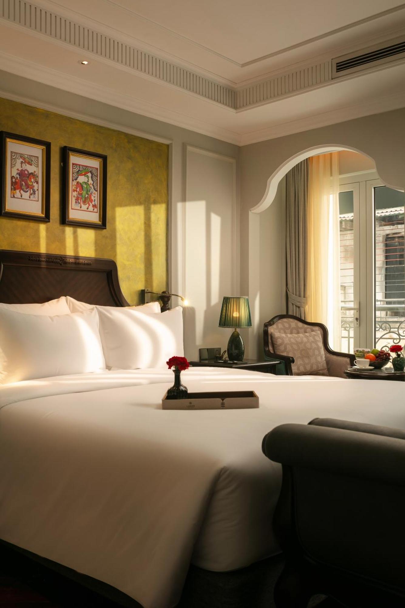 Junior Suite with Balcony