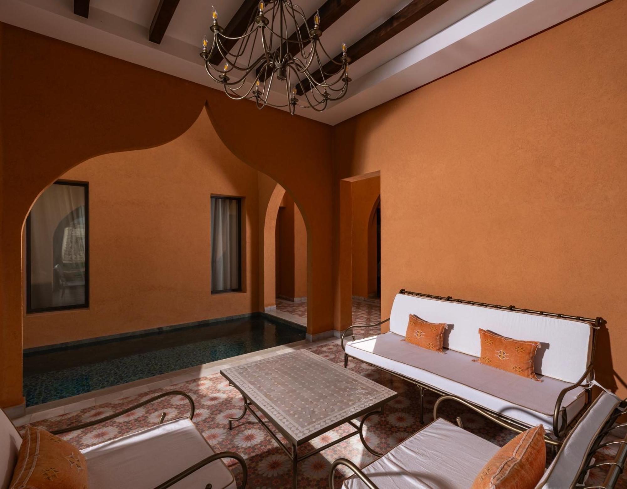 Deluxe Villa,1661898837:JPEG