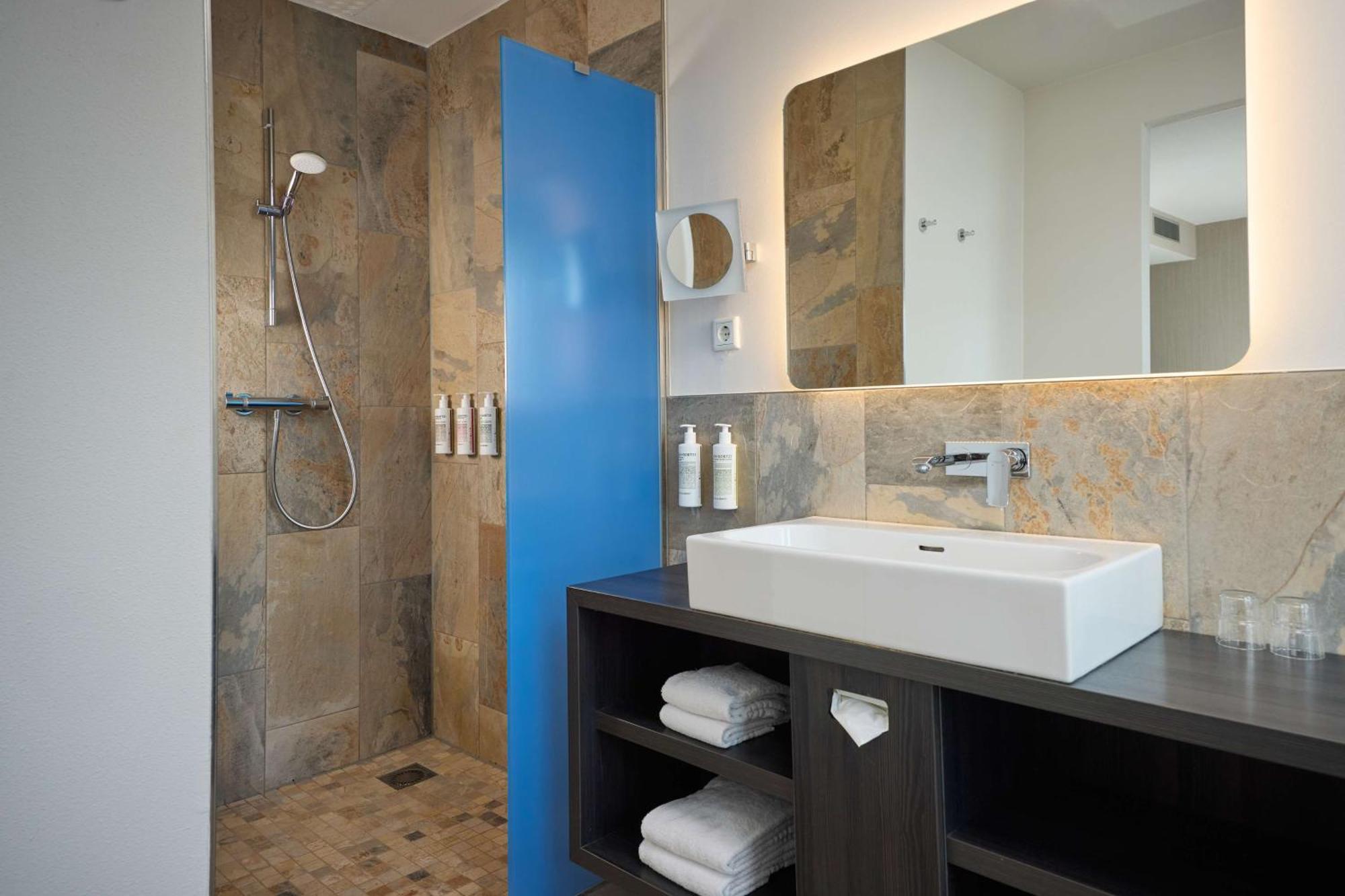 Superior King Room with Harbour View