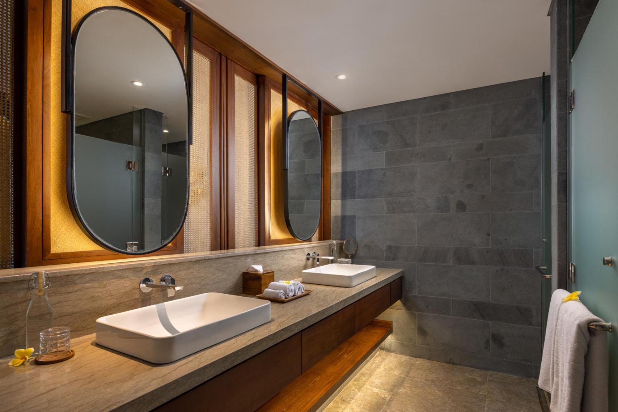 Sumitra Presidential Suite with Butler Service