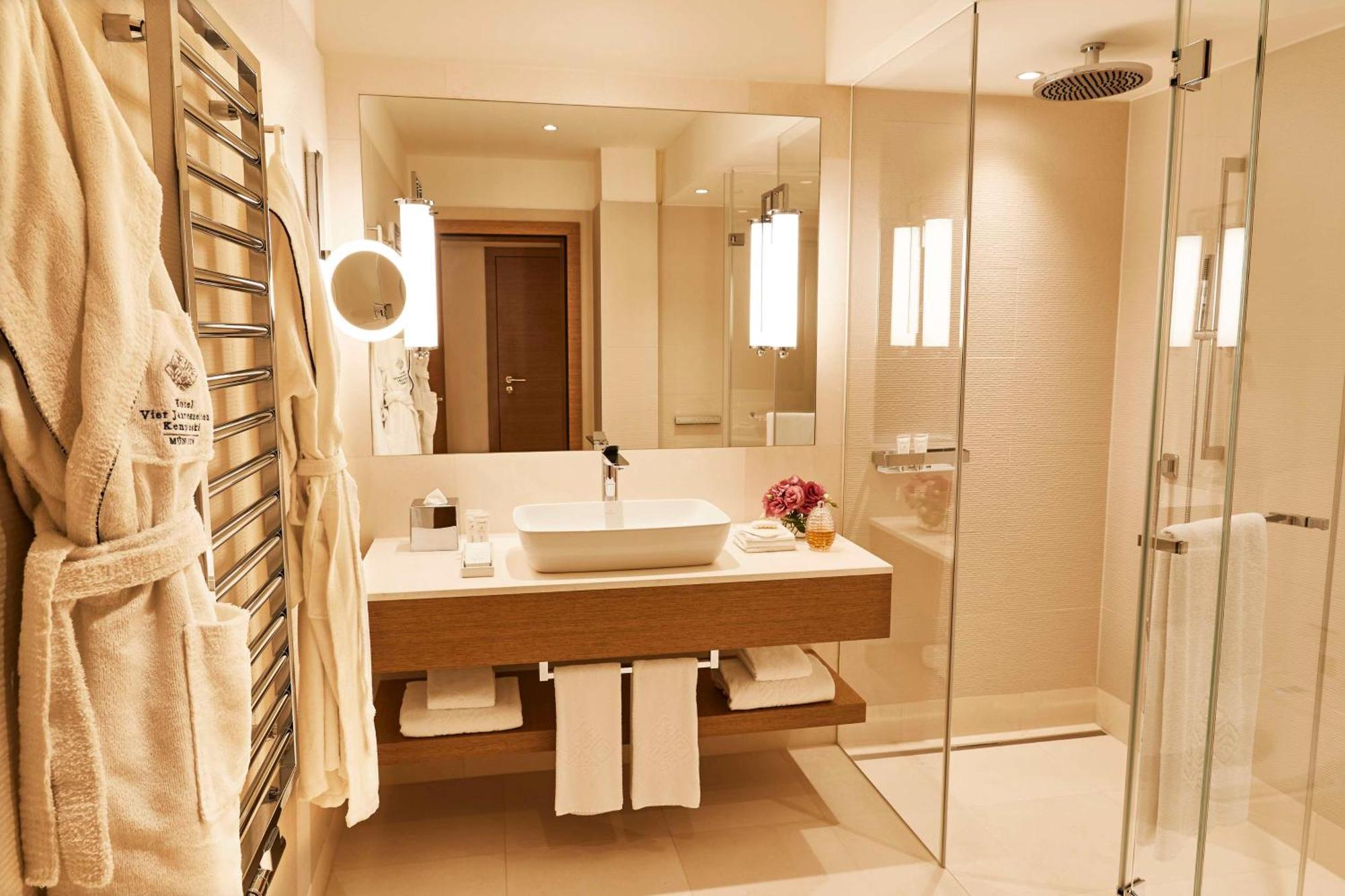 Grand Deluxe Room King,1664649006:JPEG