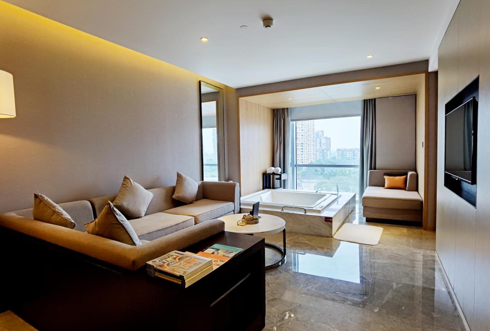 One-Bedroom Suite