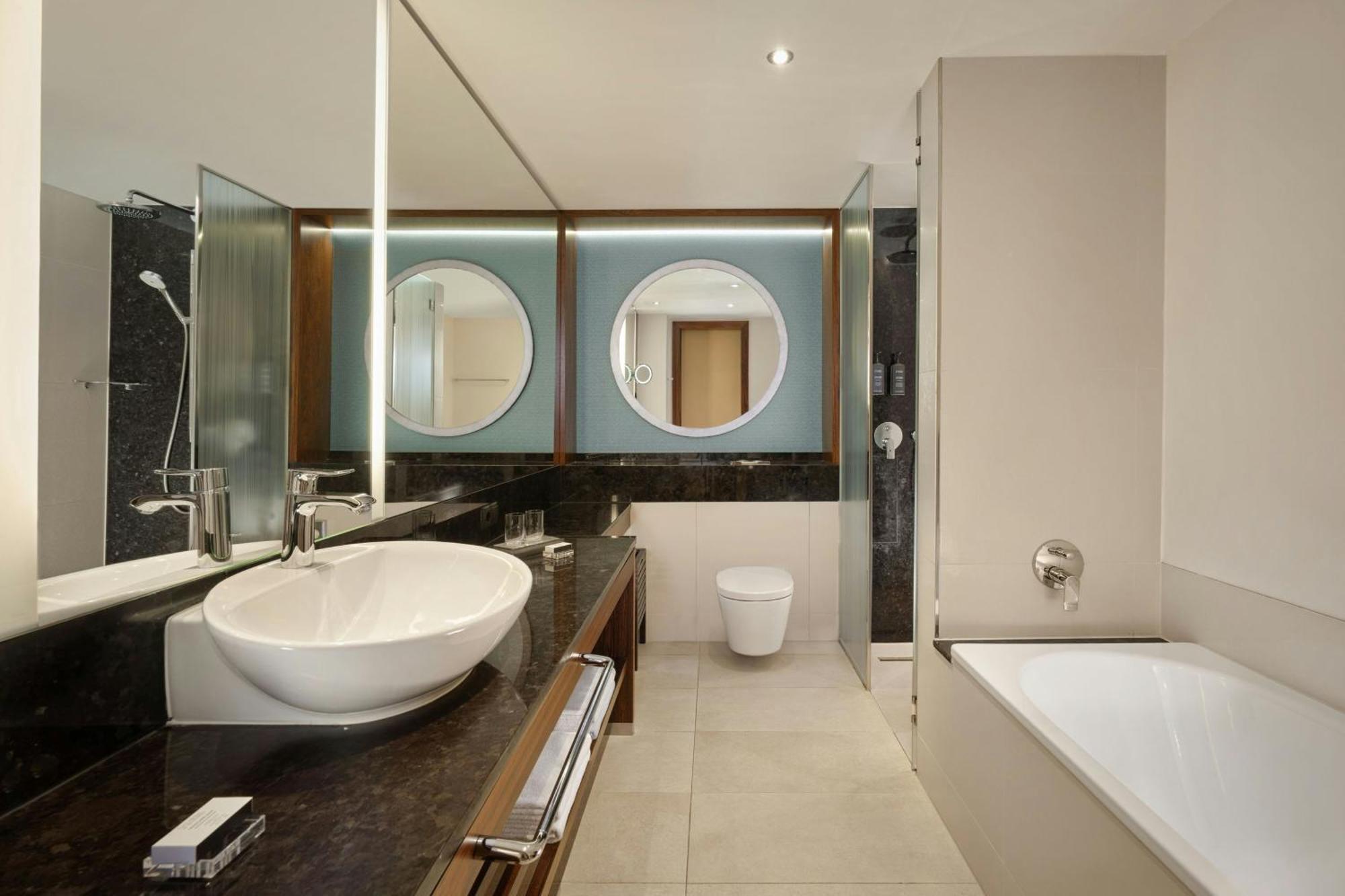 Junior Suite with Resort View,1666636115:JPEG