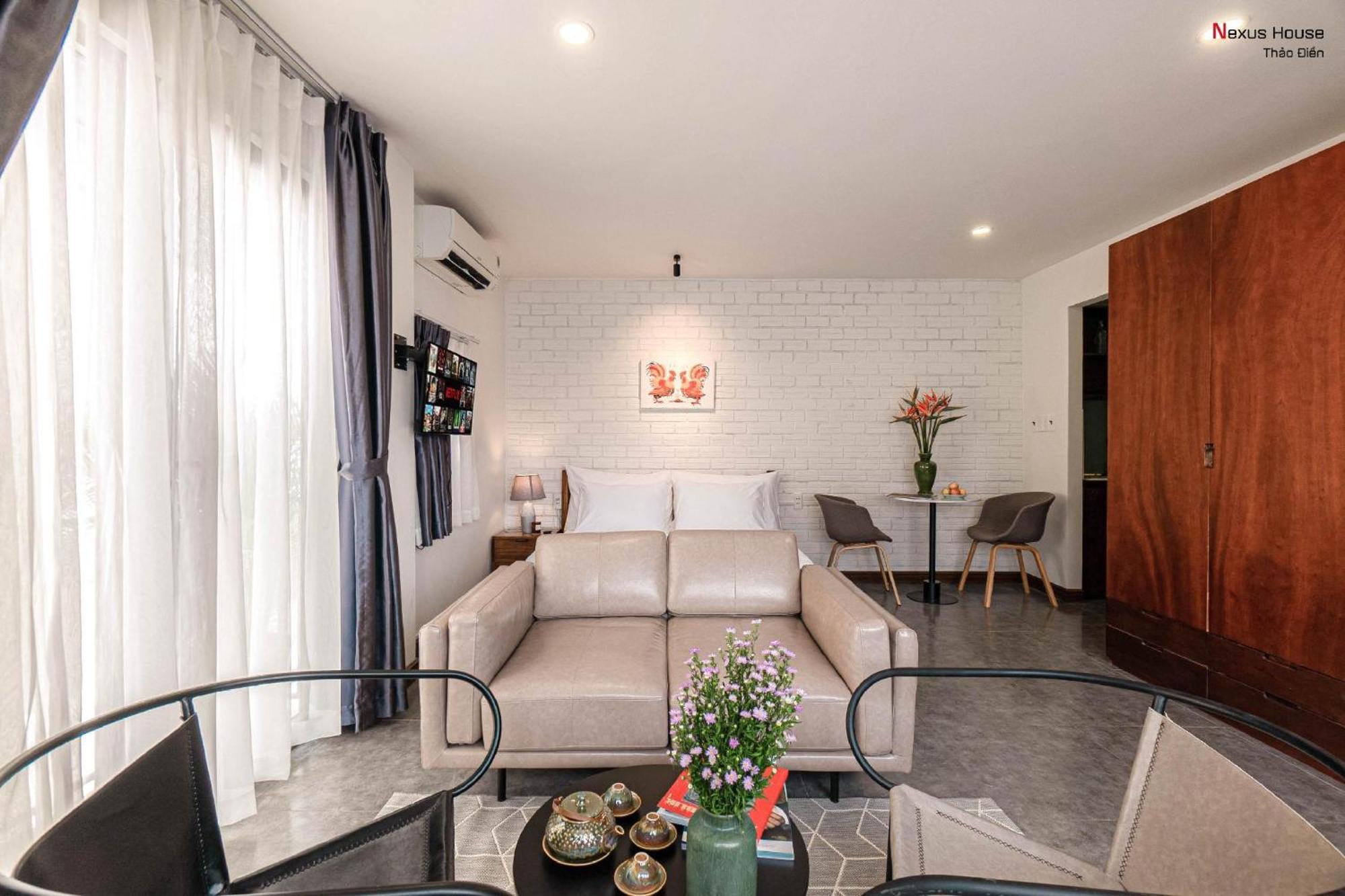 Studio with Spa Bath