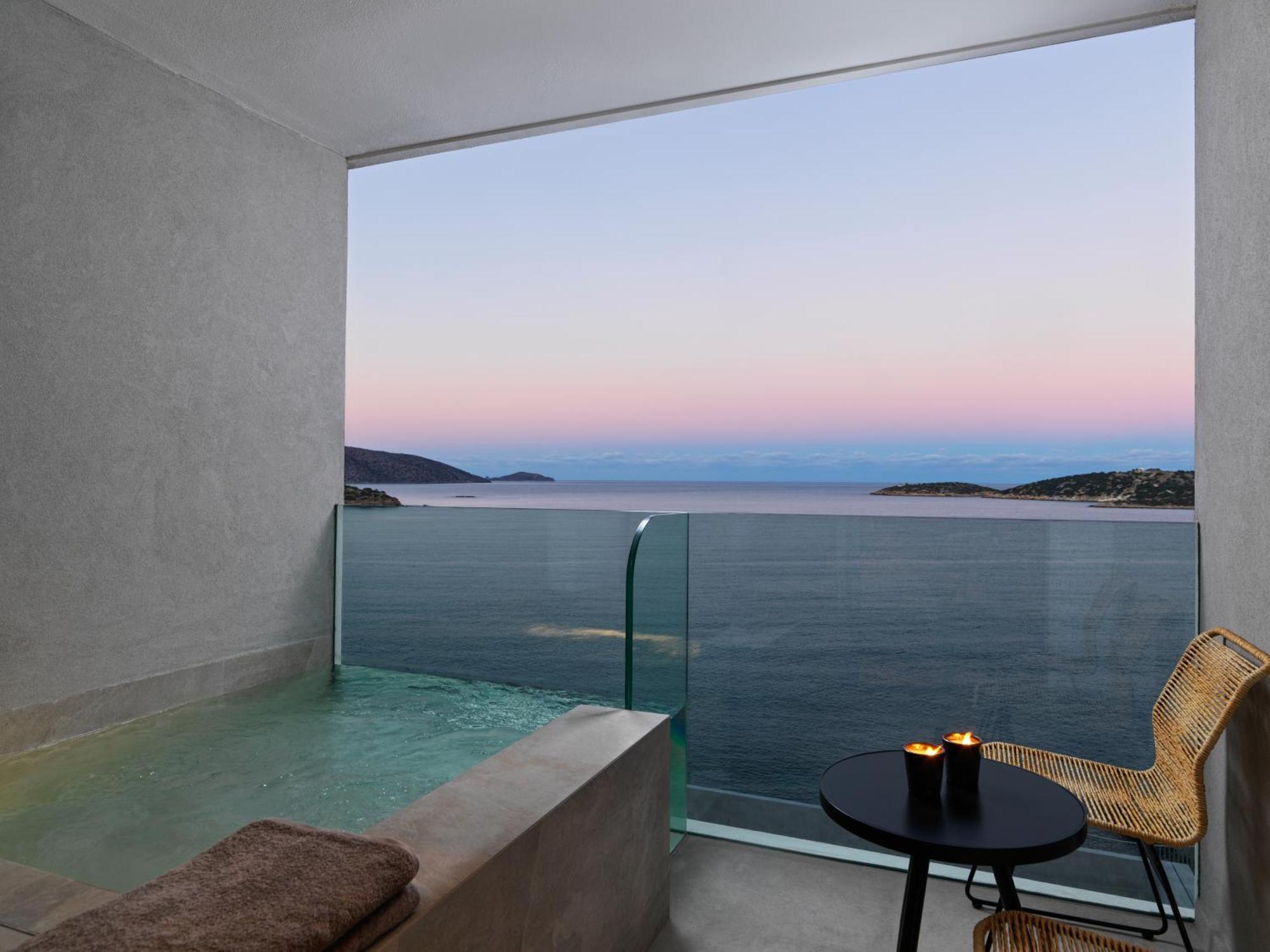 Deluxe Stunning Sea View Plunge Pool,1716981747:JPEG