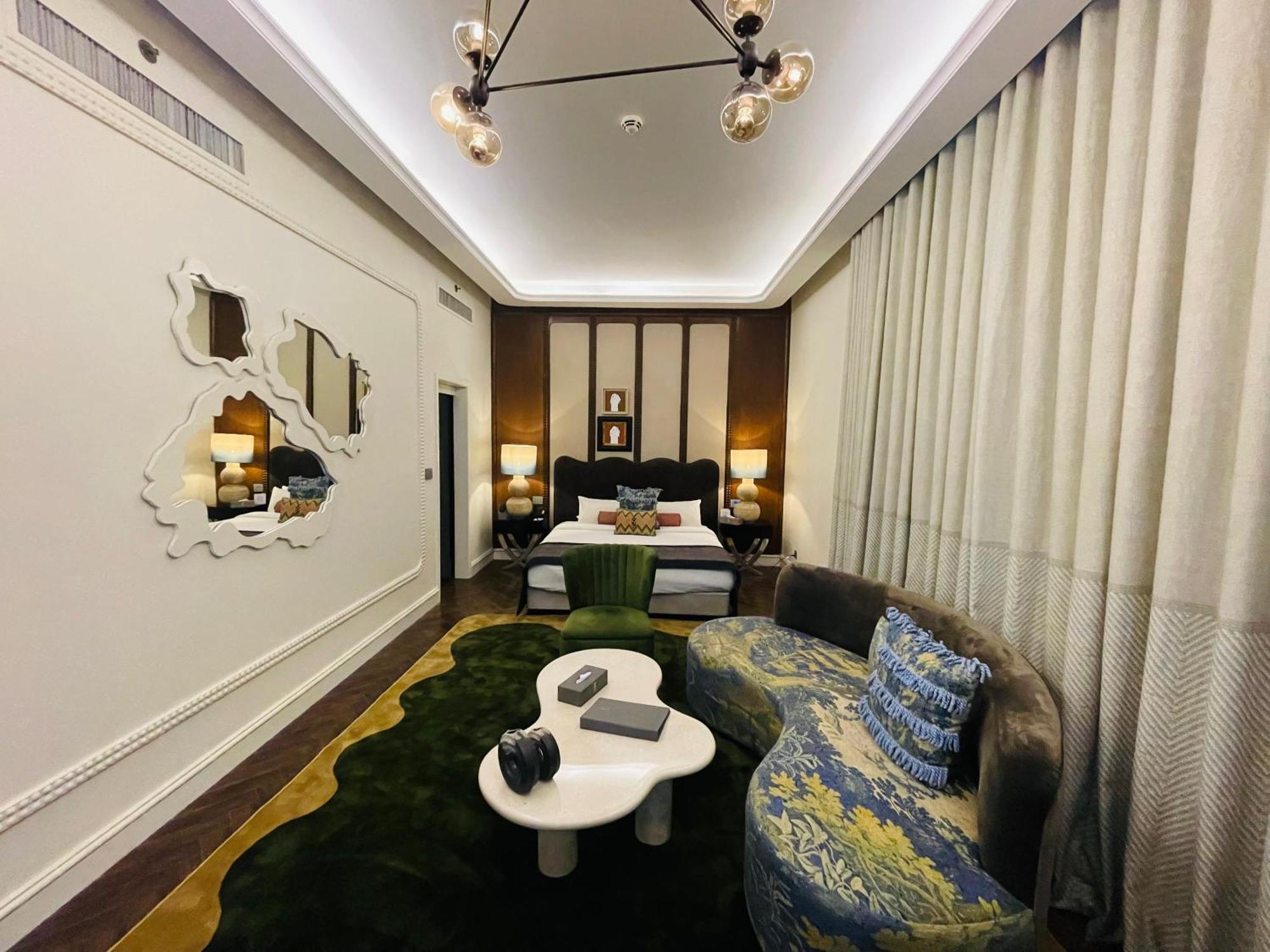 Royal Suite,1669855796:JPEG