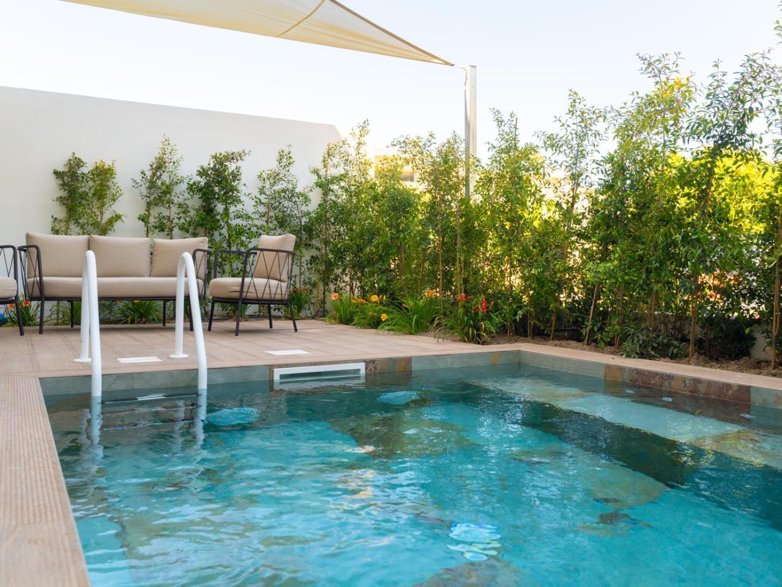 Suite with Private Pool
