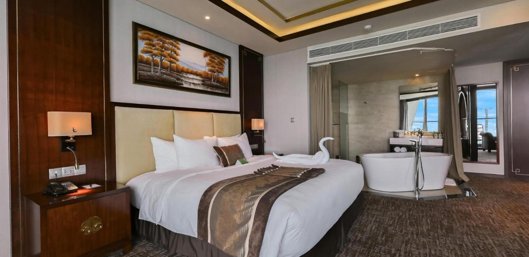 Suite with Sea View