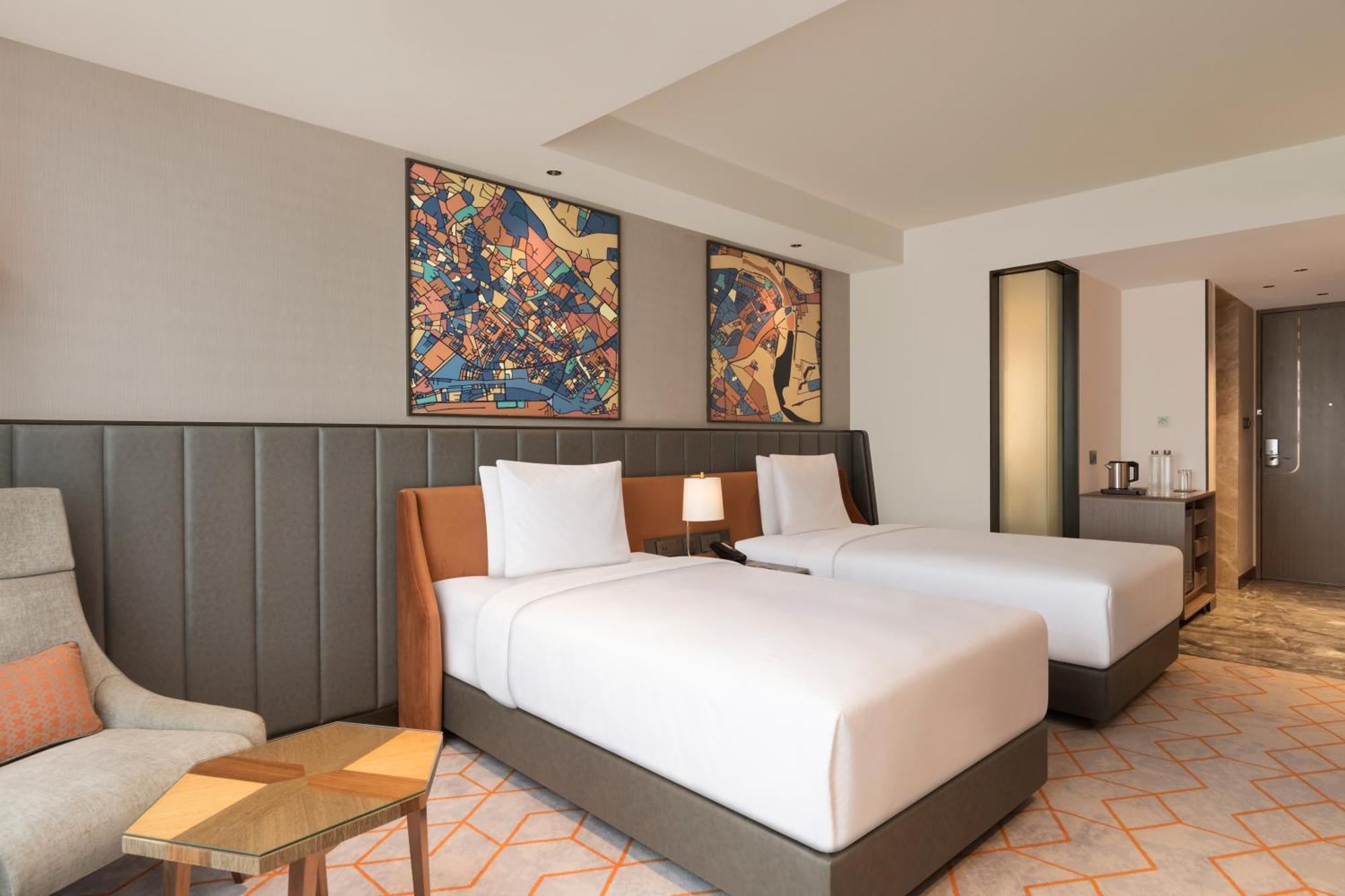 Premium Twin Room with Balcony
