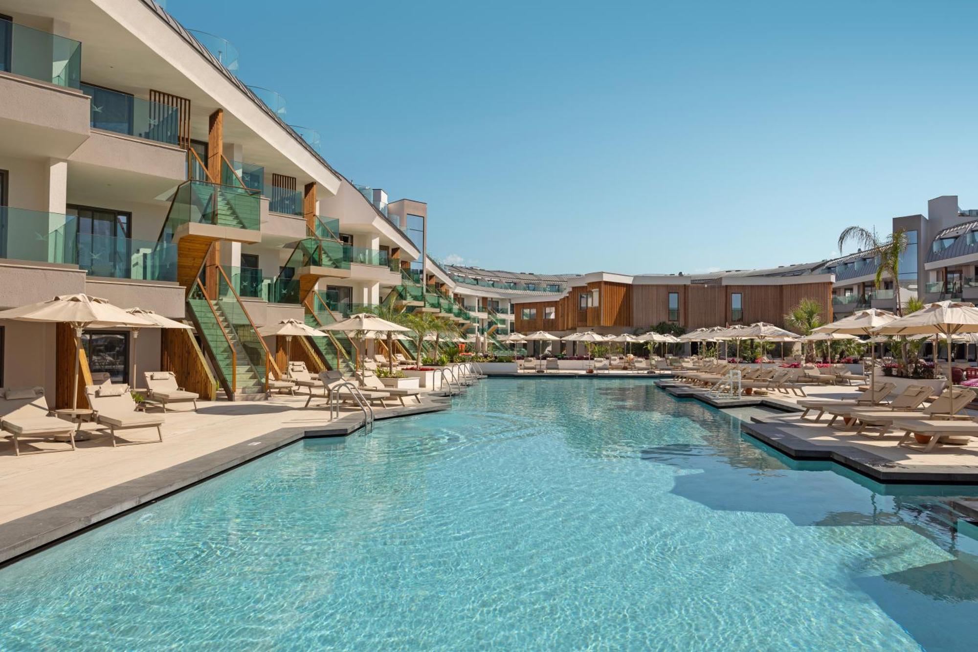 Superior Double Room,1677214810:JPEG