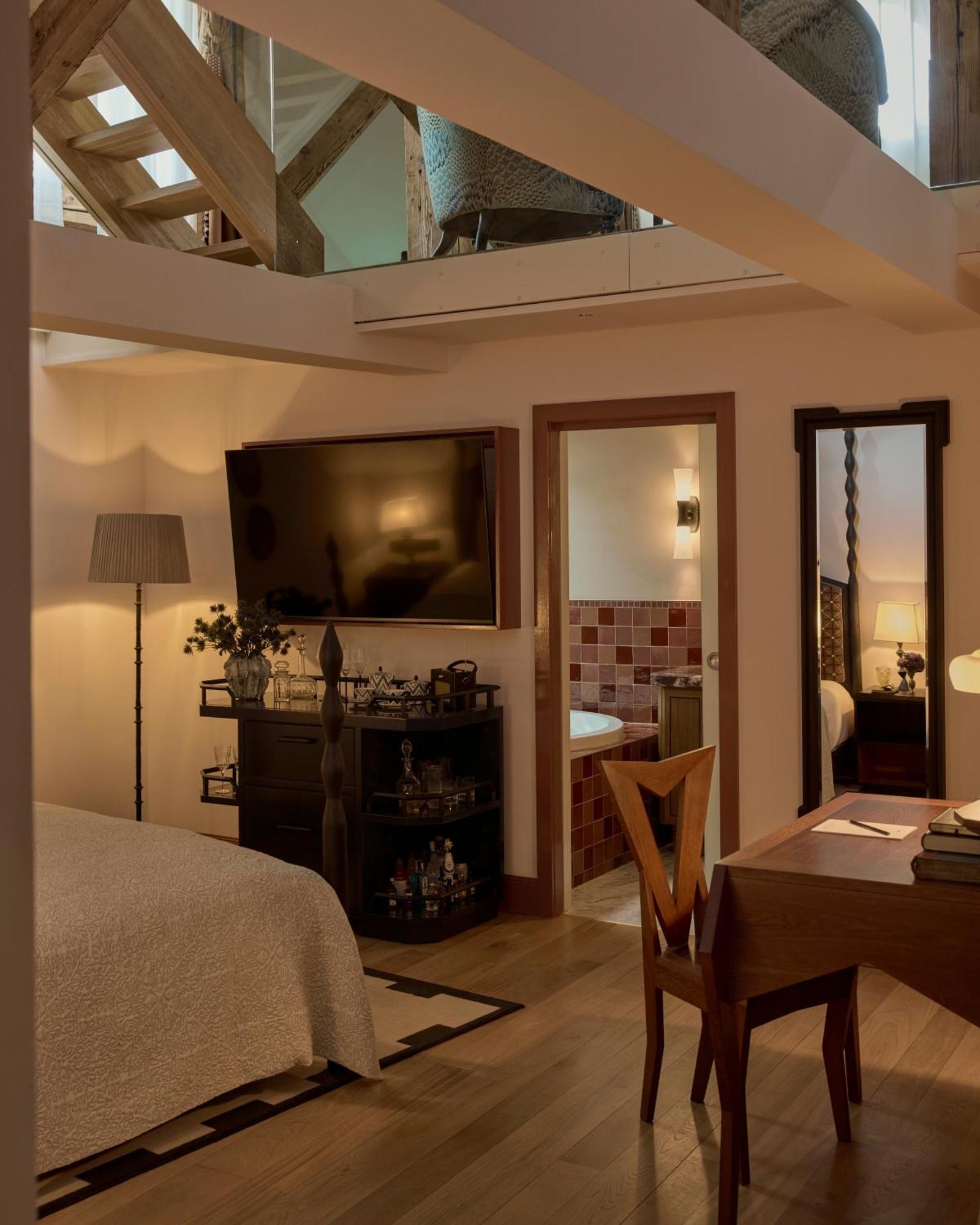 Duplex Suite,1702579227:JPEG