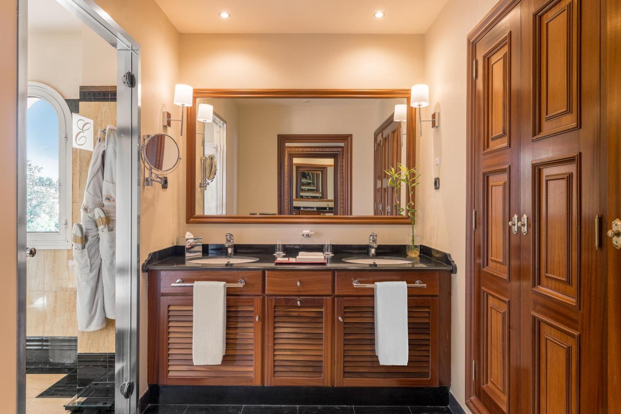 Superior Family Room