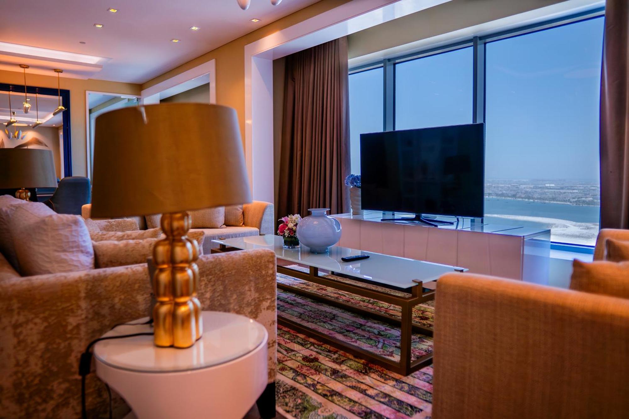 Dana Suite
