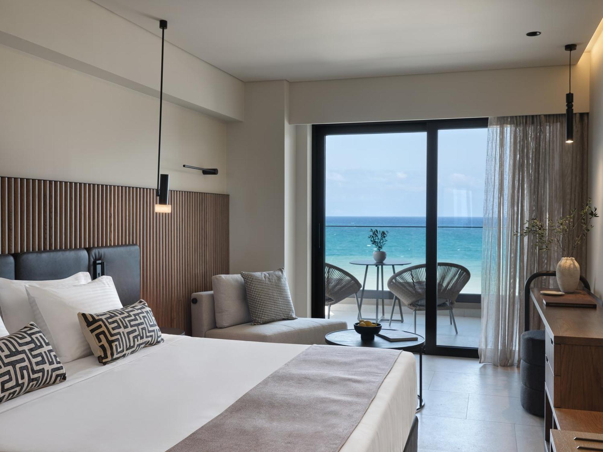 Junior Suite with Panoramic Sea View