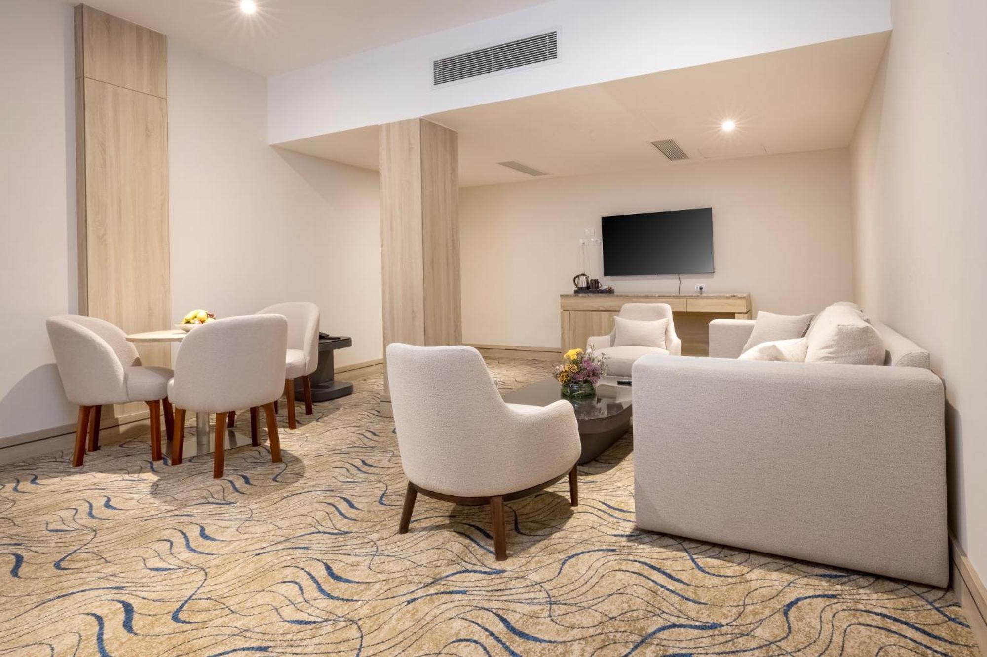 Executive Suite