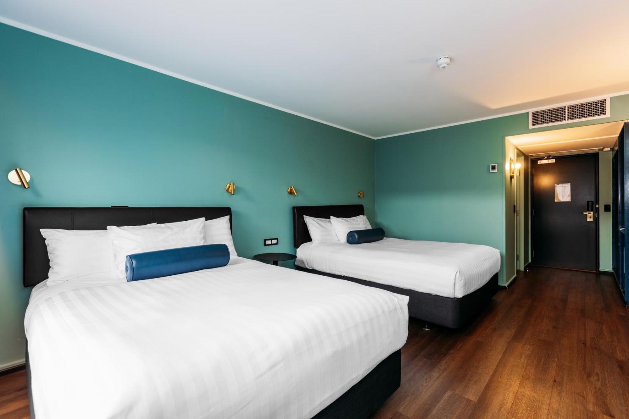 Basic Twin Room (Two Queens)