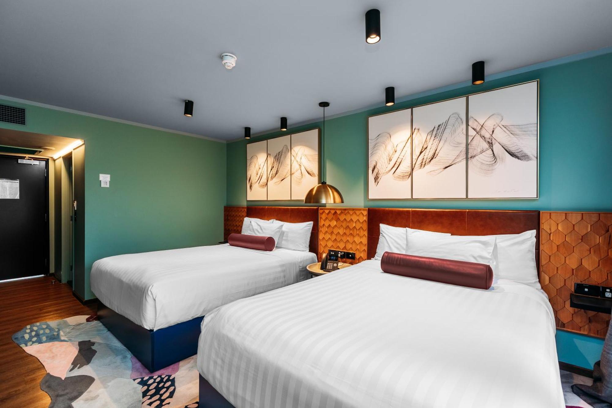 Two Queen Beds - Habitat