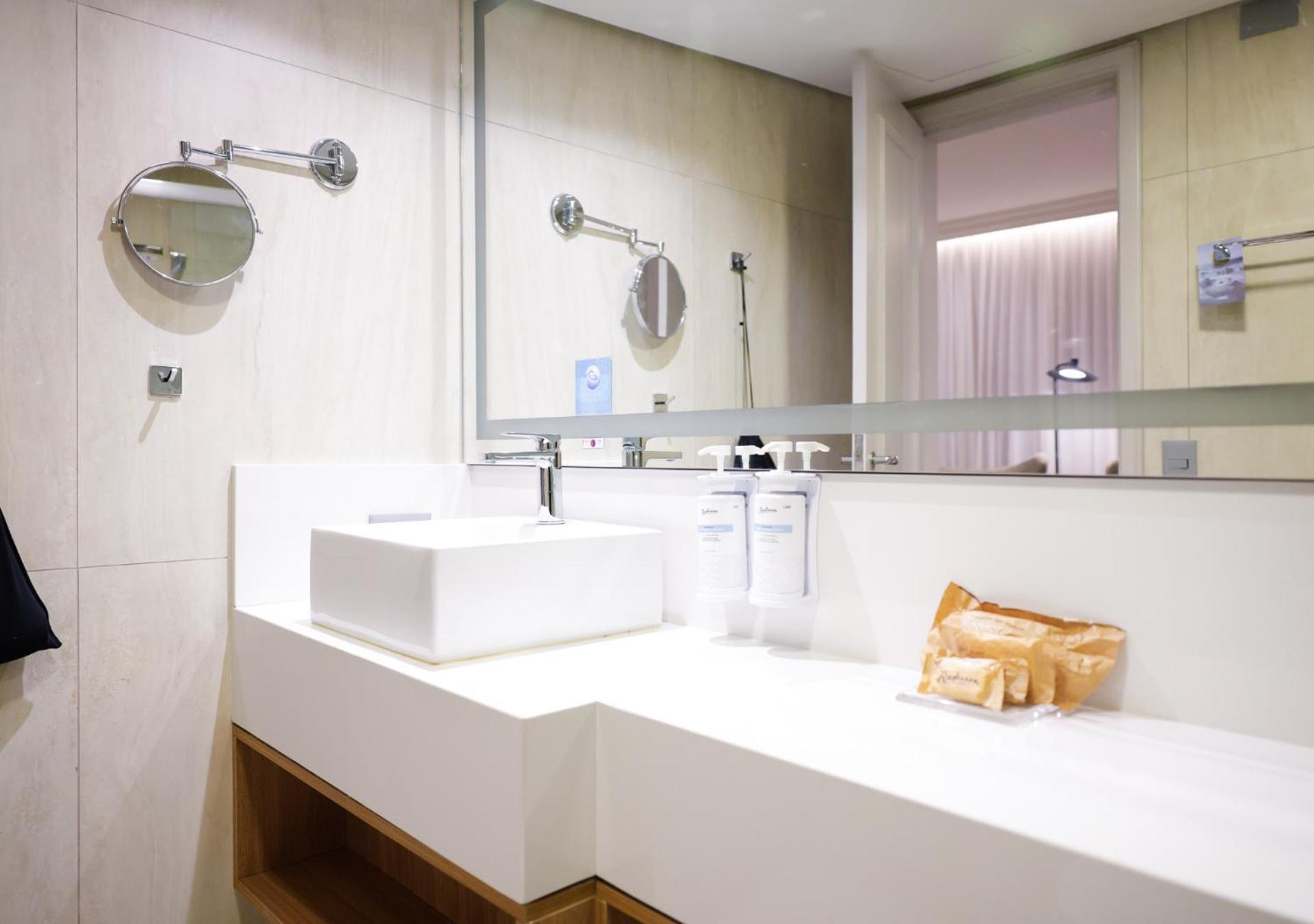 Deluxe Executive Twin Room