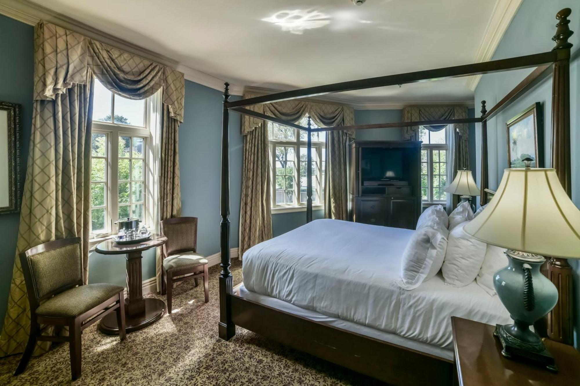 Superior Queen Room