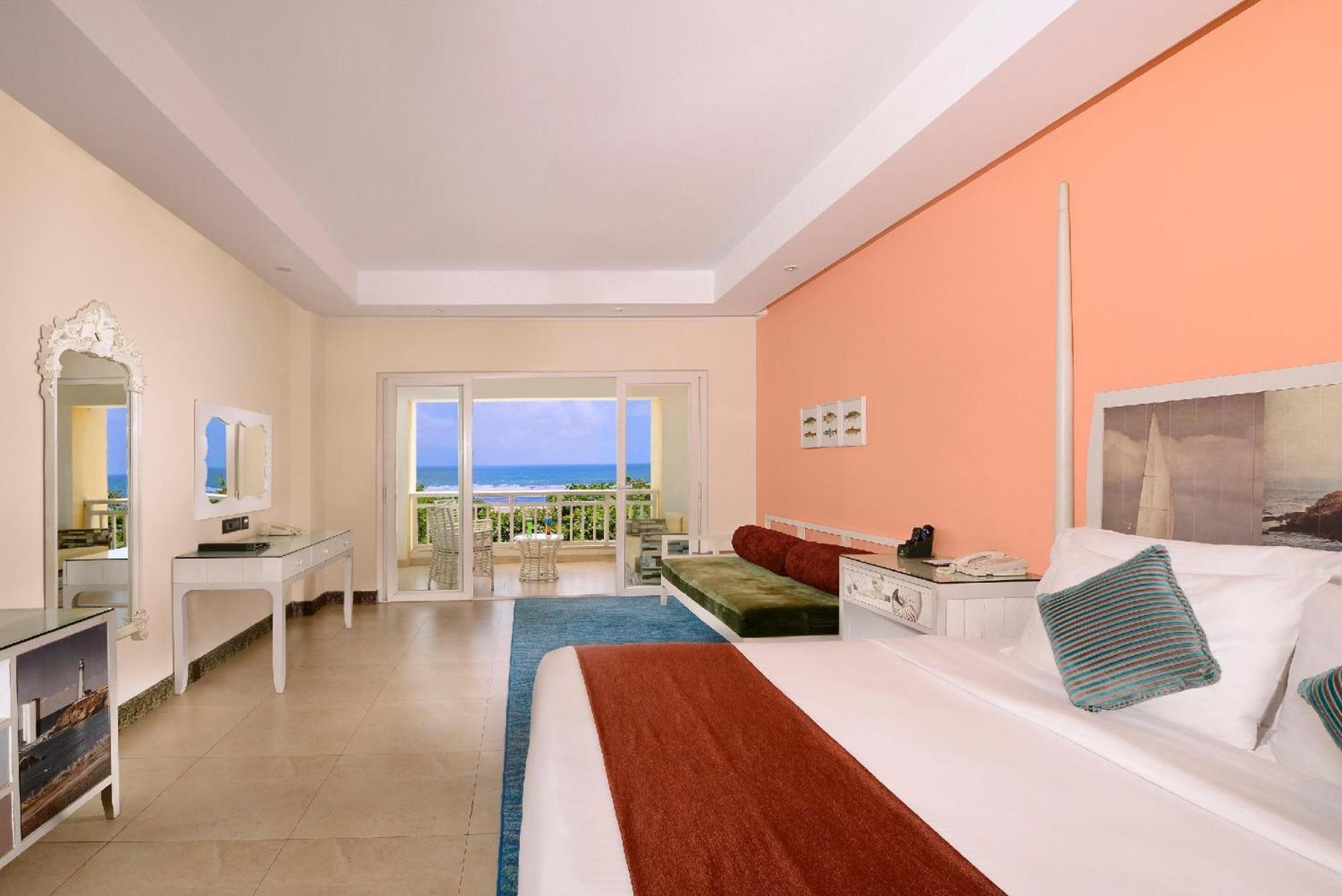 Premium Room Sea View King on Foods & Soft Beverages* 