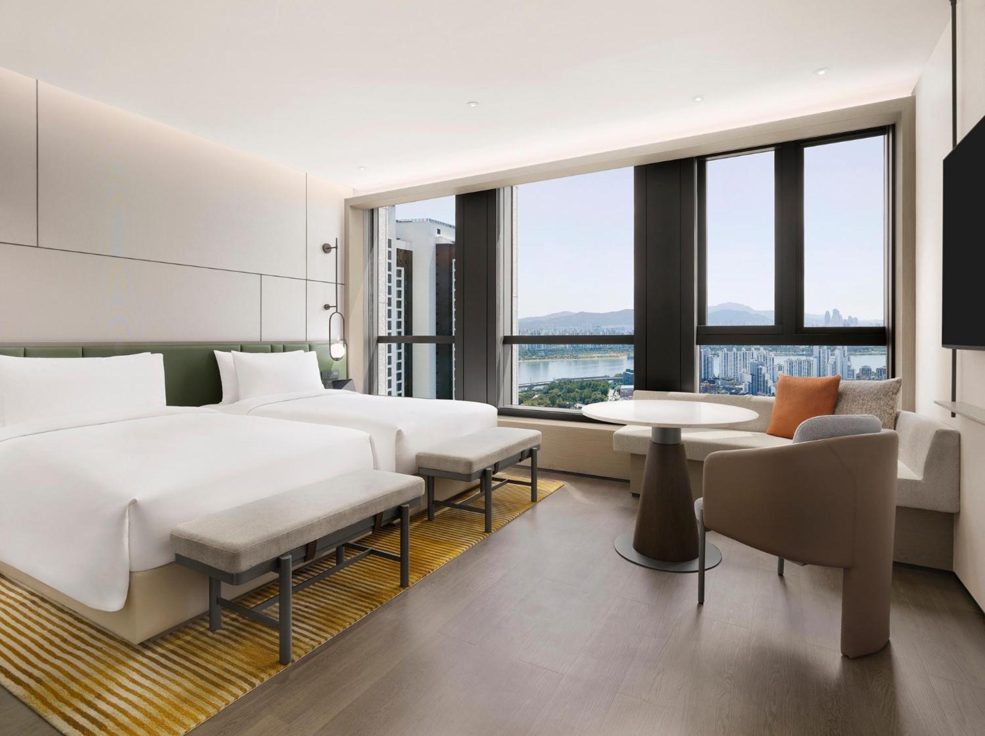 Premium Deluxe Twin Room with River View
