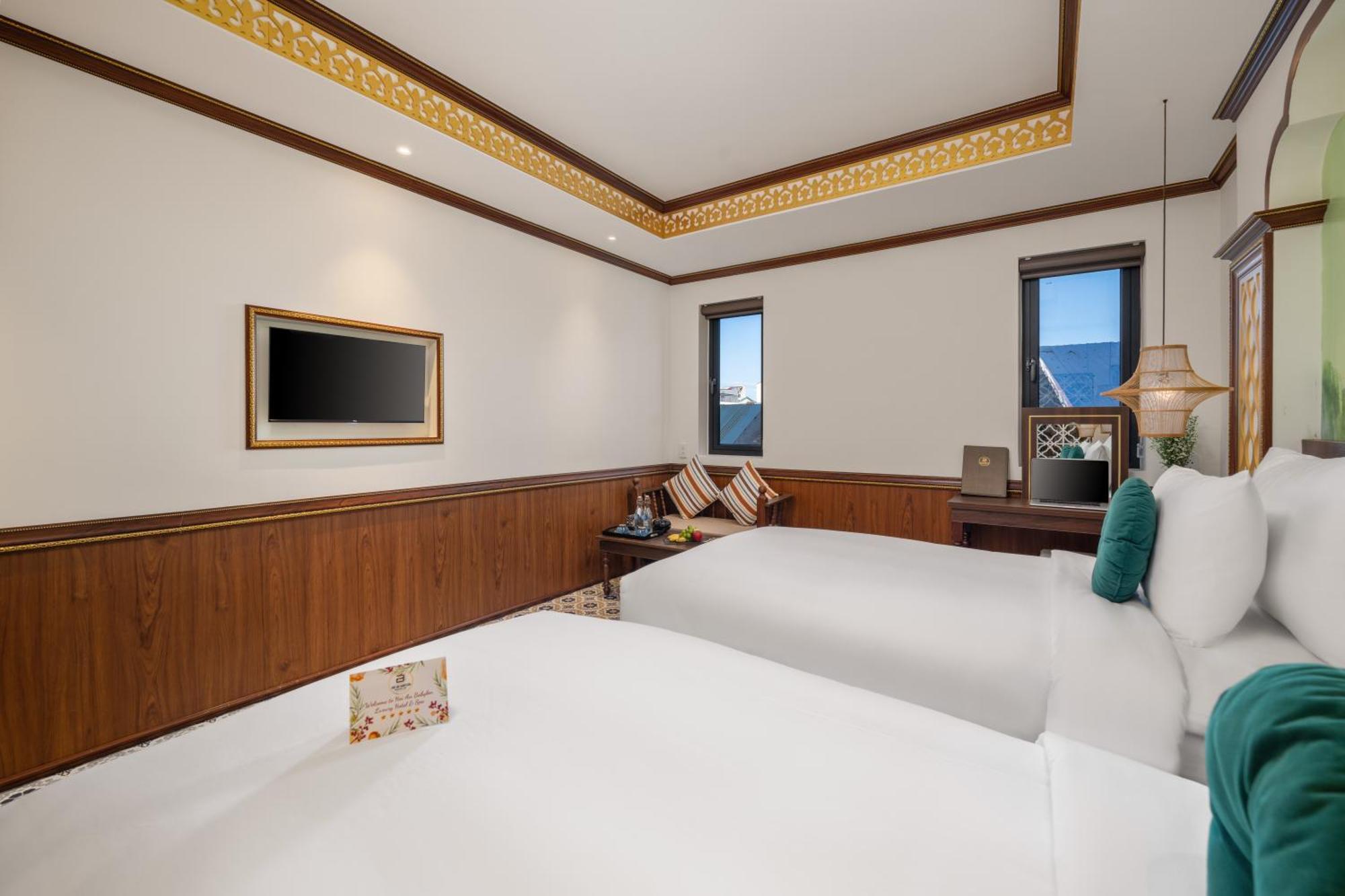 Deluxe Double/Twin Room, Balcony with Neighbor View