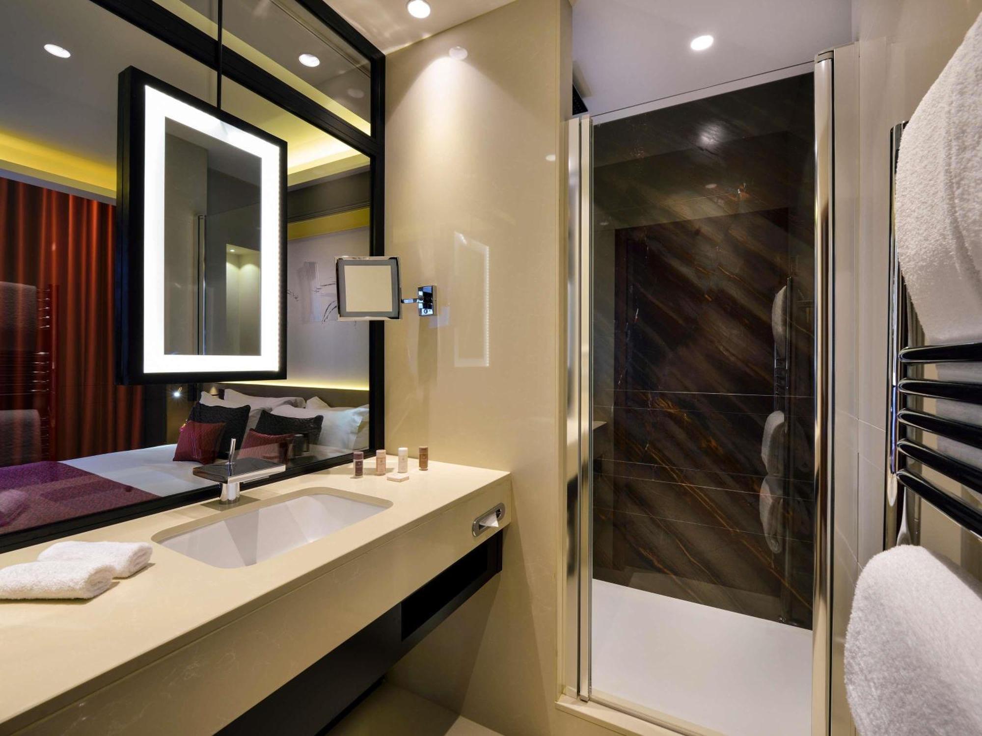 Superior Double Room,1729996058:JPEG