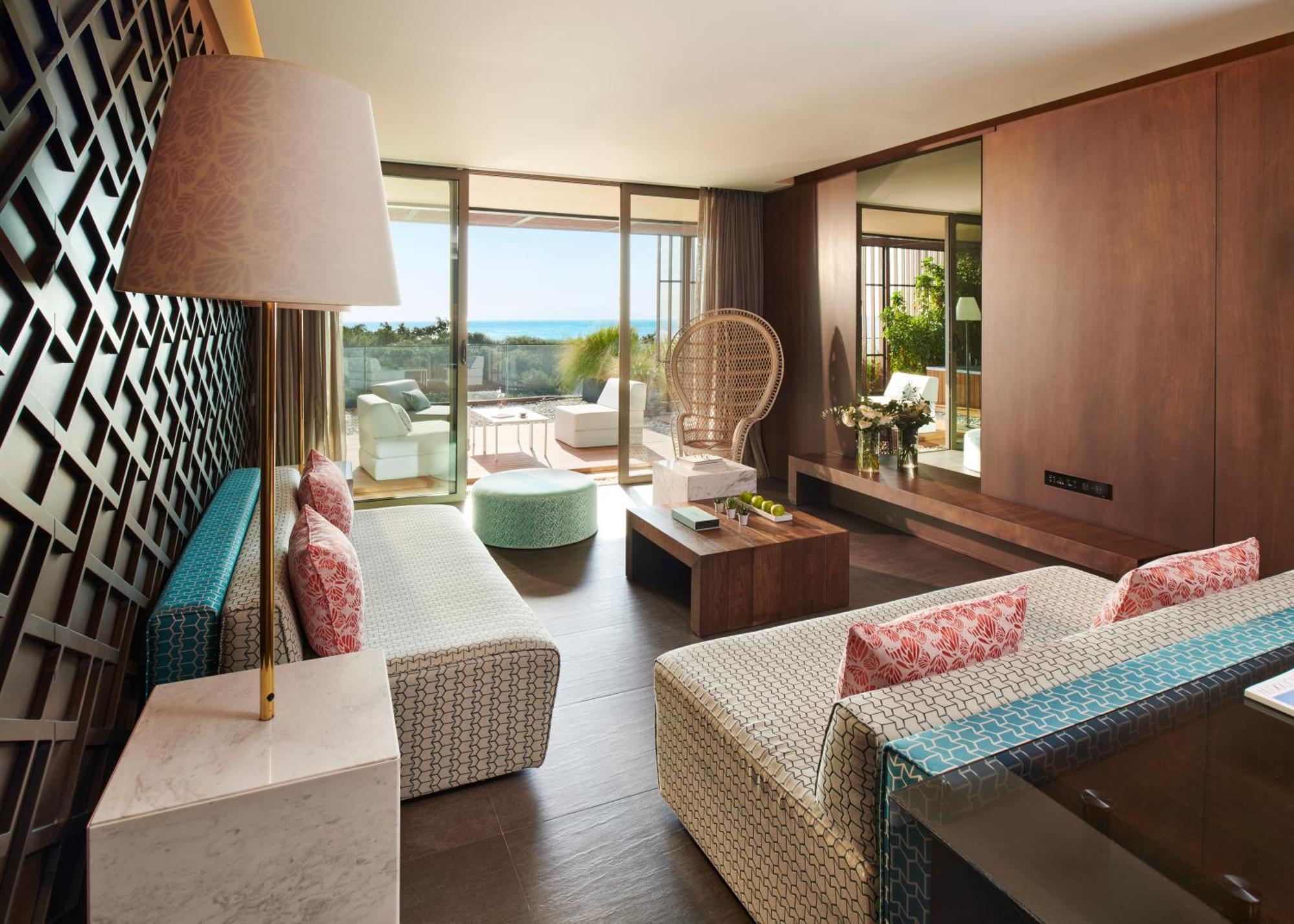 Royal Suite Family Sea 5 Person