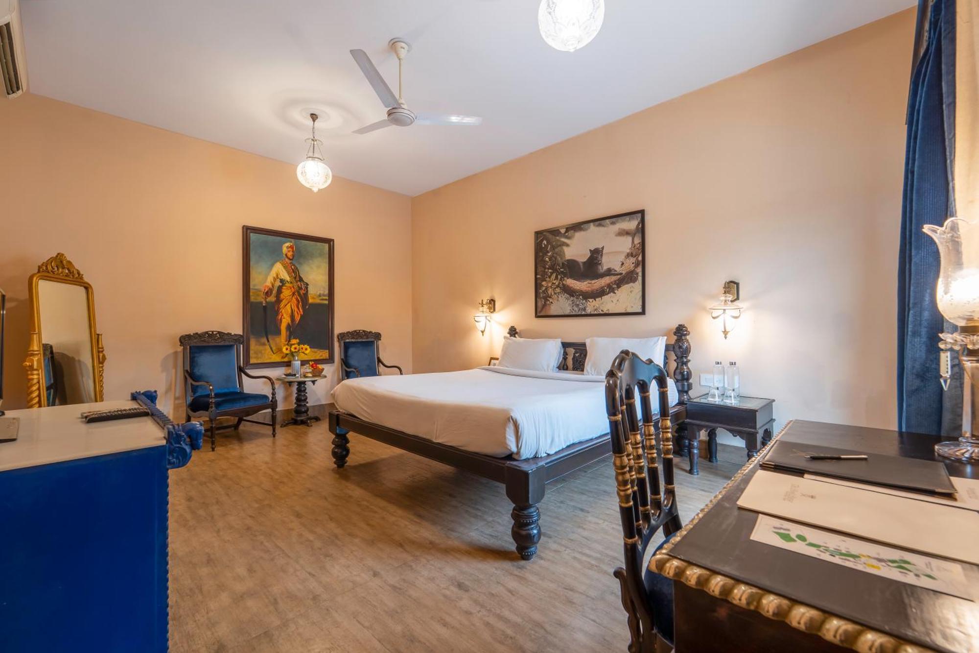 Queen Room