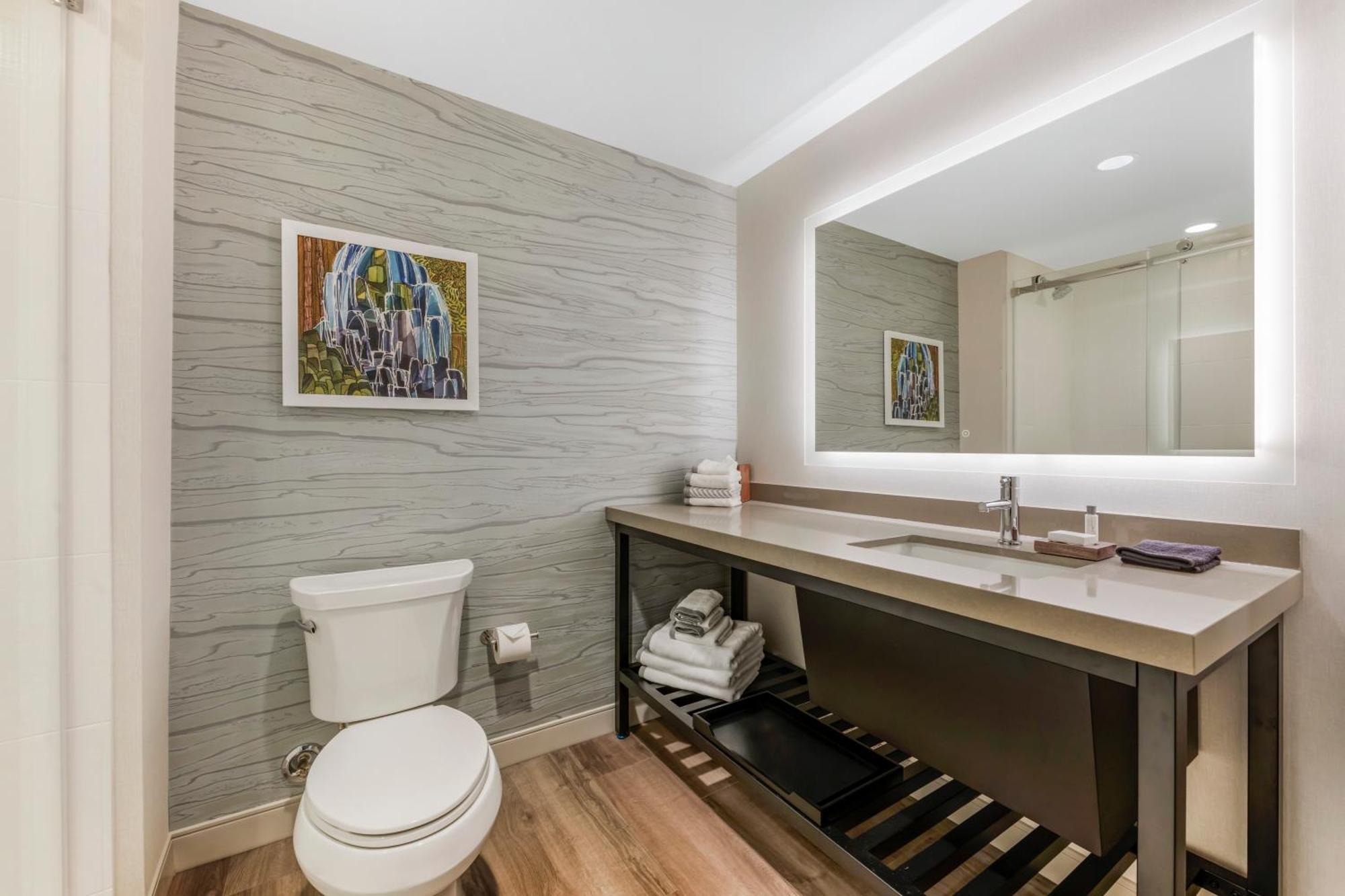 Two Queen Beds Hearing Accessible