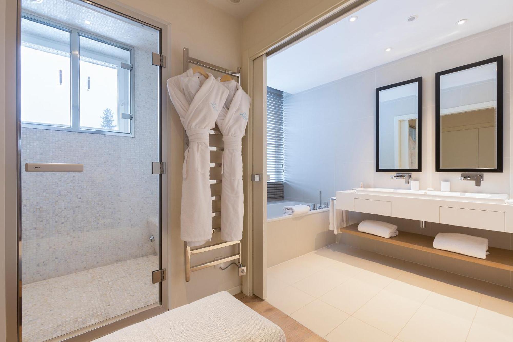 Junior Suite Mont-Blanc View,1632263857:JPEG