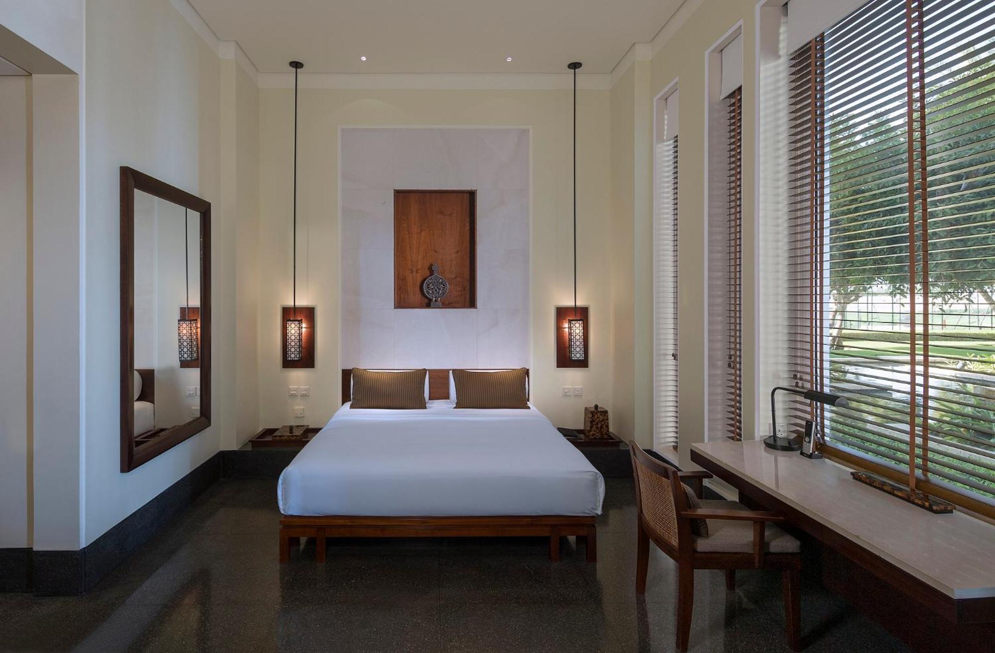 Deluxe Club Room,1442331139:JPEG