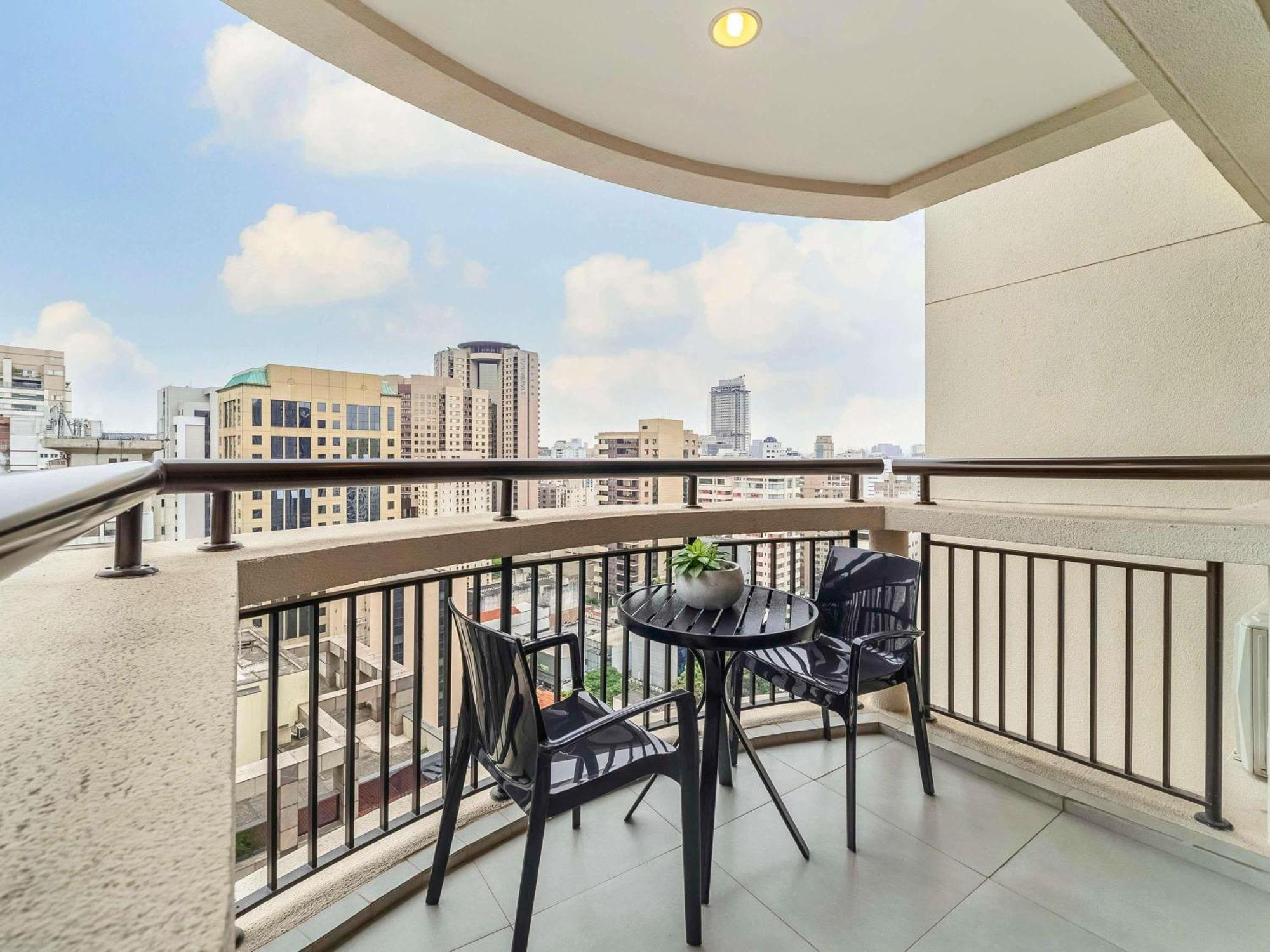 Deluxe King Room with Balcony,1710595725:JPEG