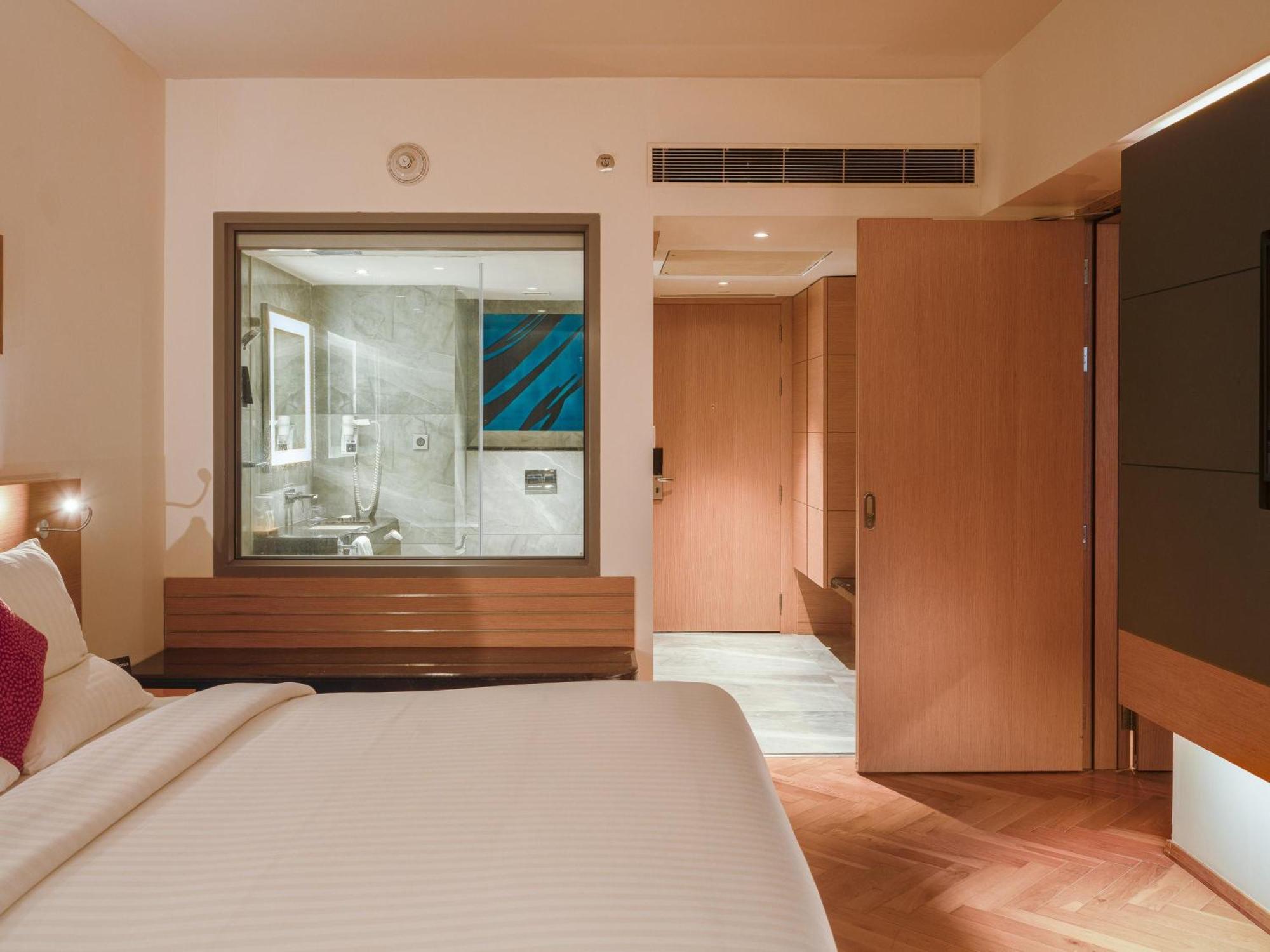 2 Bed Room Family Apartment - Queen Bed