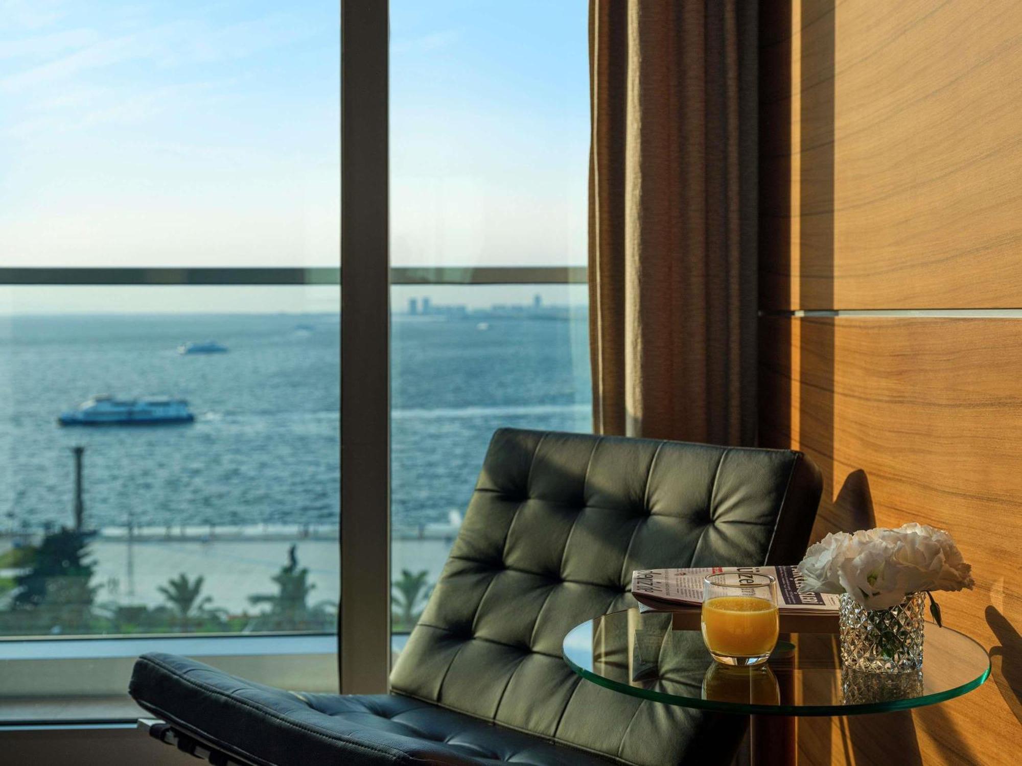 Swiss Executive Room Sea King,1729997518:JPEG