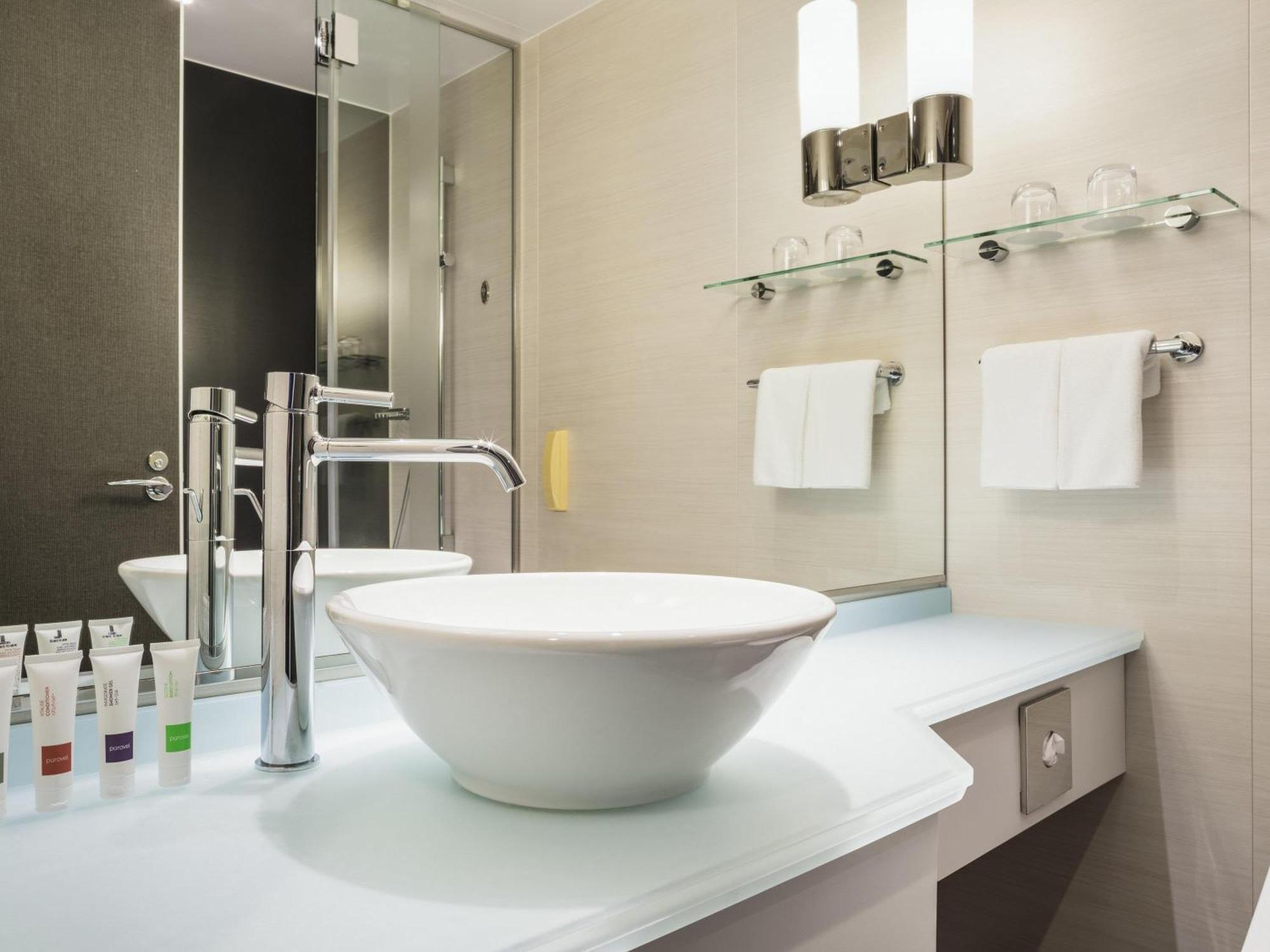 Swiss Select King Room,1730008752:JPEG