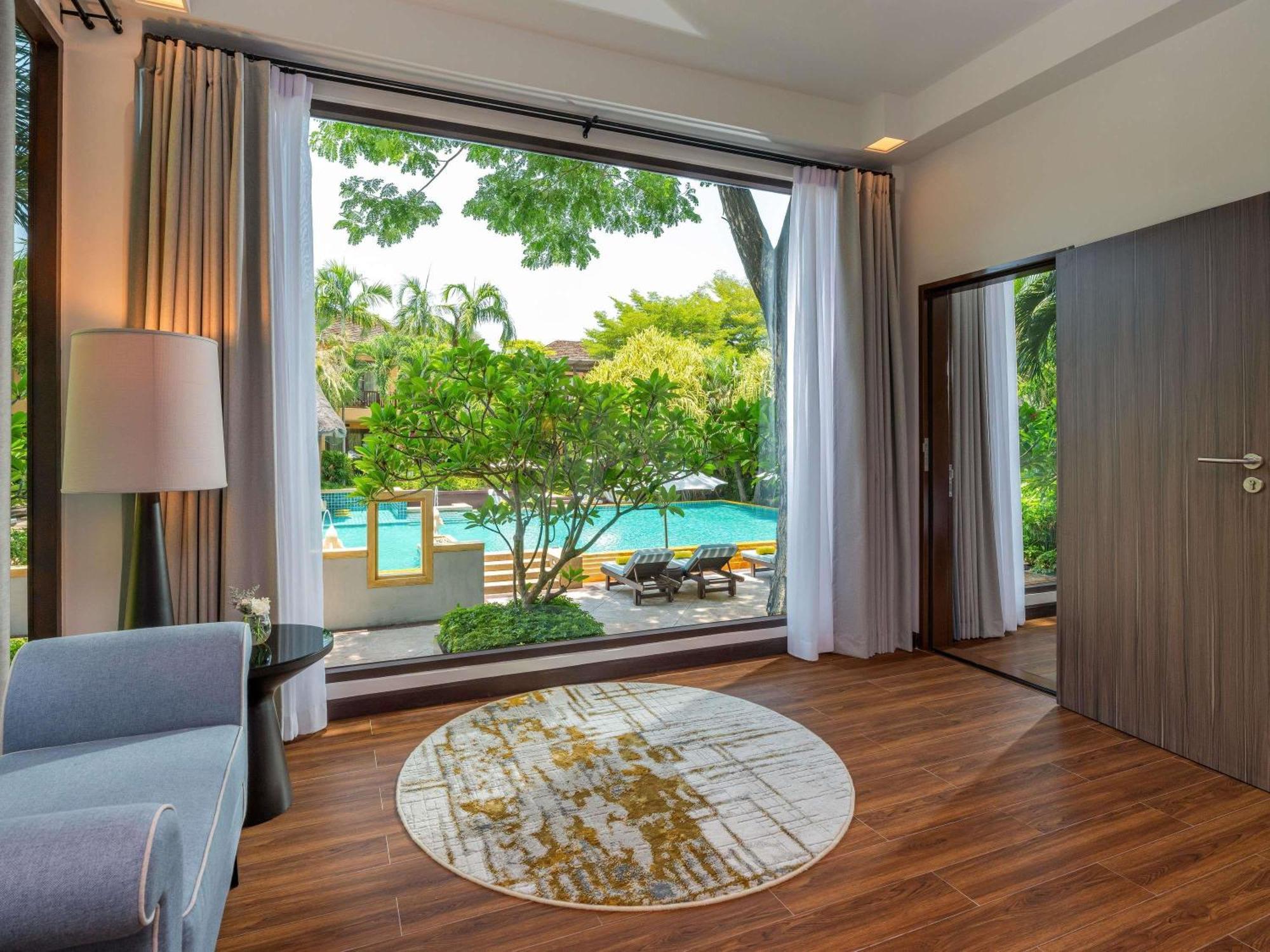 Premium Family Room