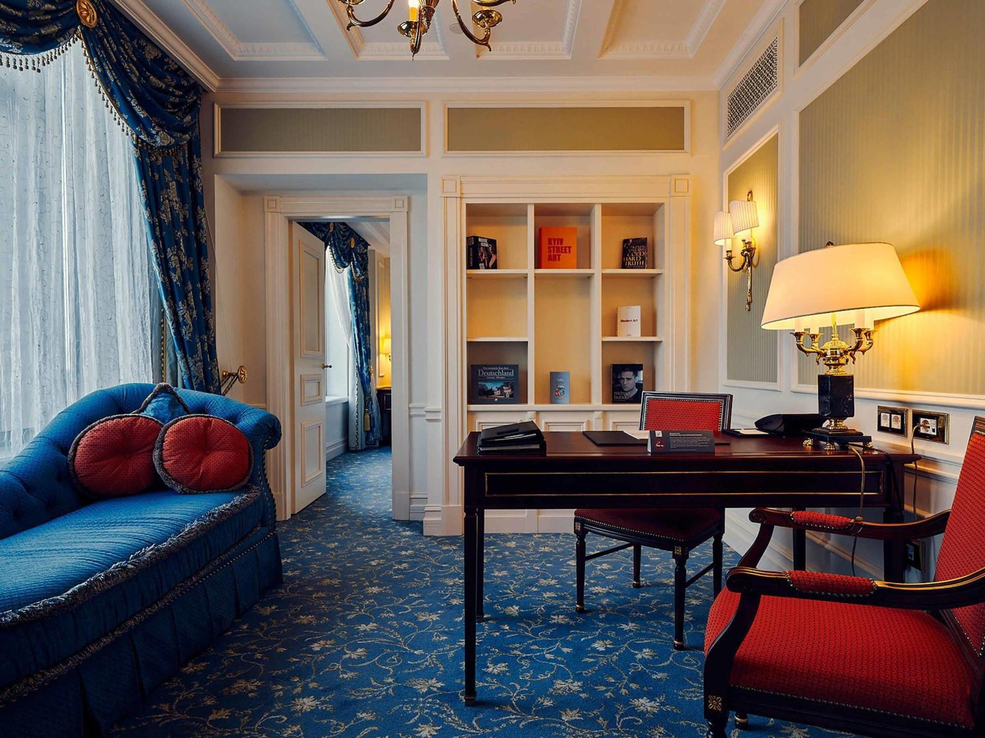 Fairmont Gold Suite