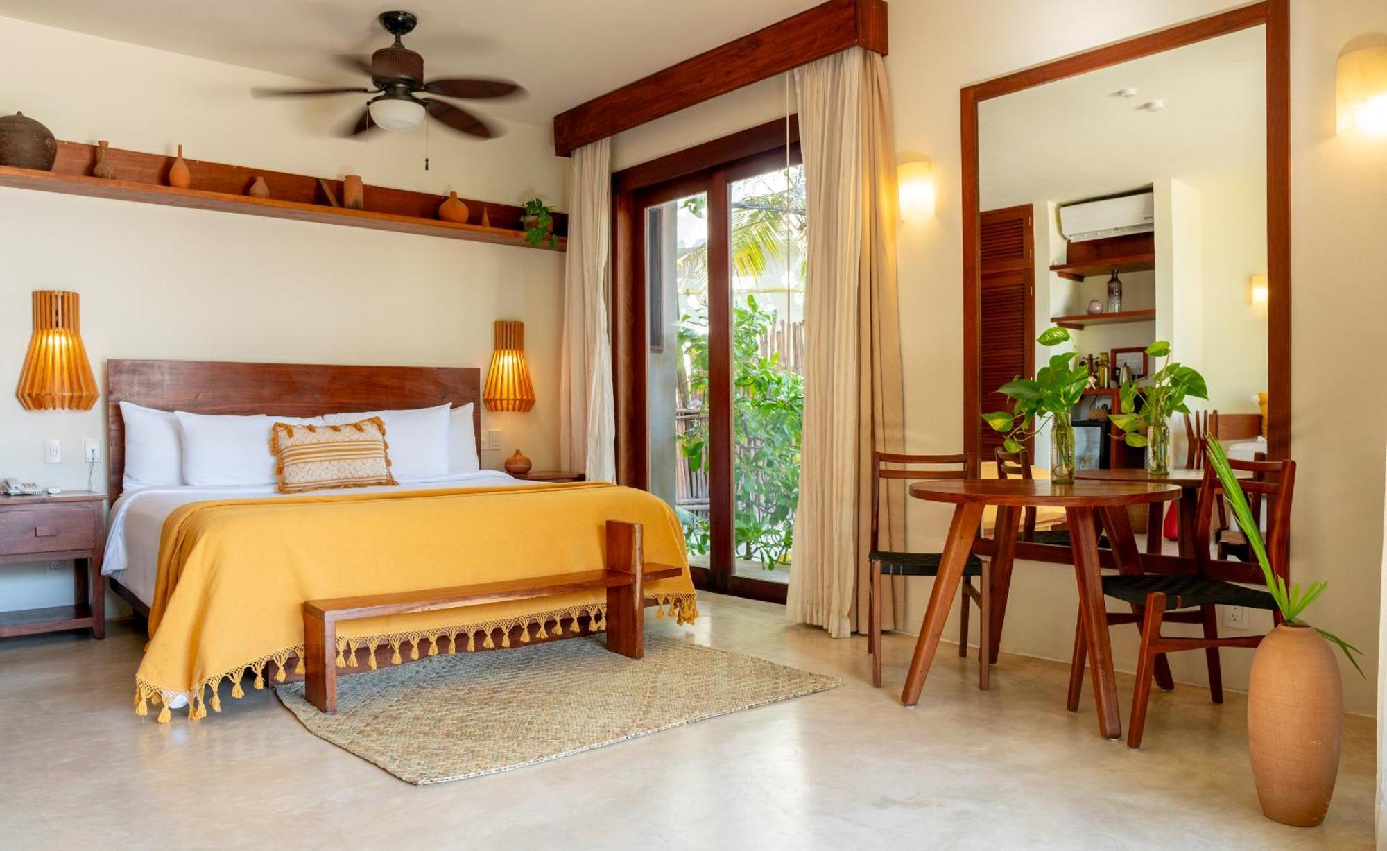 Sea view ground floor Suite with Plunge pool,1717103241:JPEG