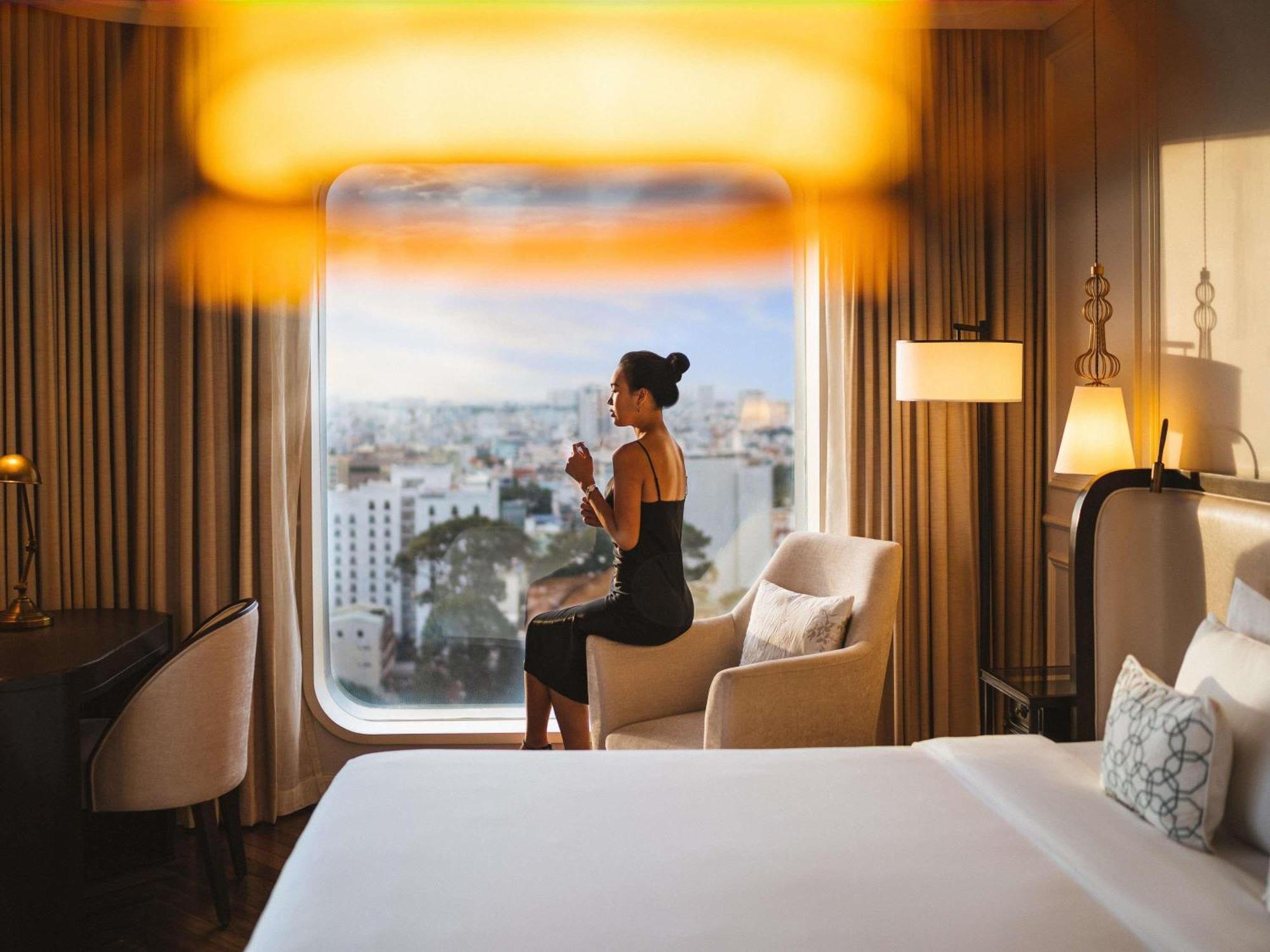 Sky Executive Deluxe Room 1 King Size Bed High Floor Lounge Access,1731452148:JPEG