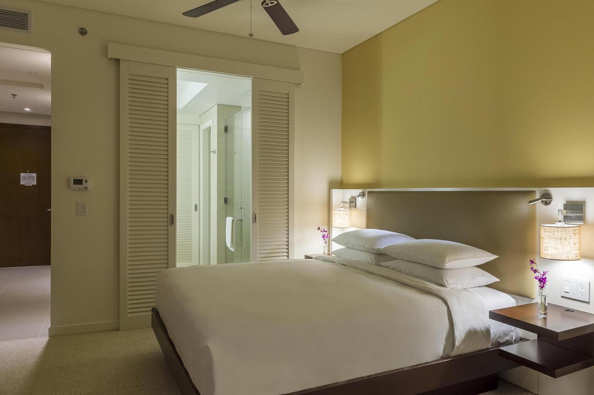 King Room with Bay View,1717125684:JPEG