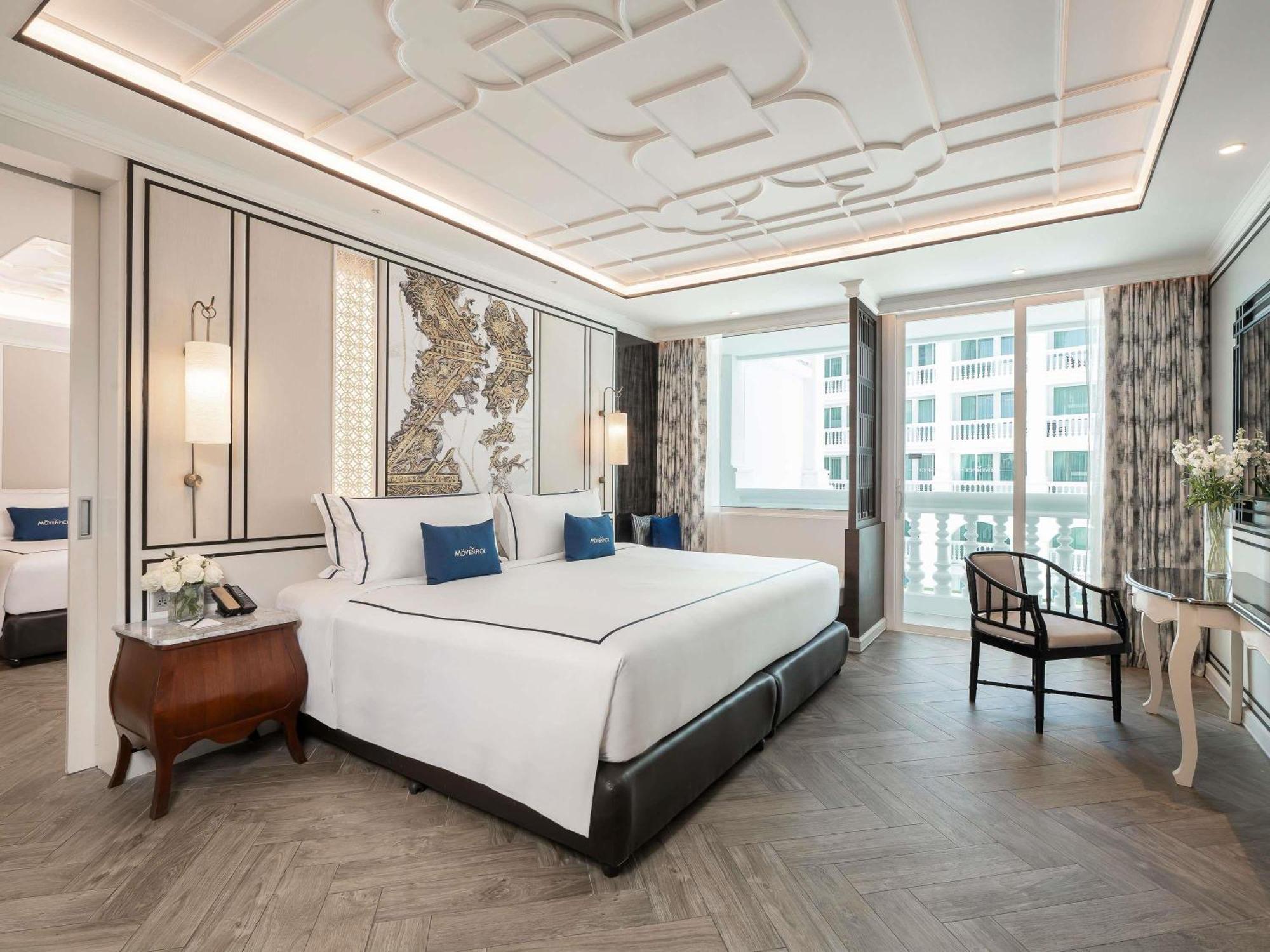 Family Suite One King Bed 2 Single Beds,1717156328:JPEG